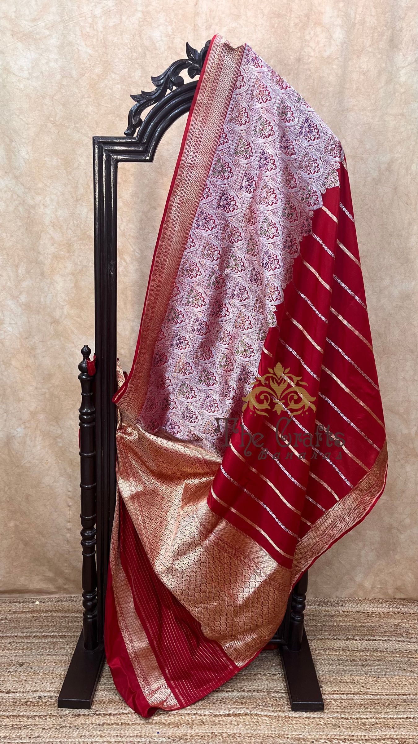 Pure Katan Silk Handloom Brocade Banarasi Saree - with kadhua meenakari work