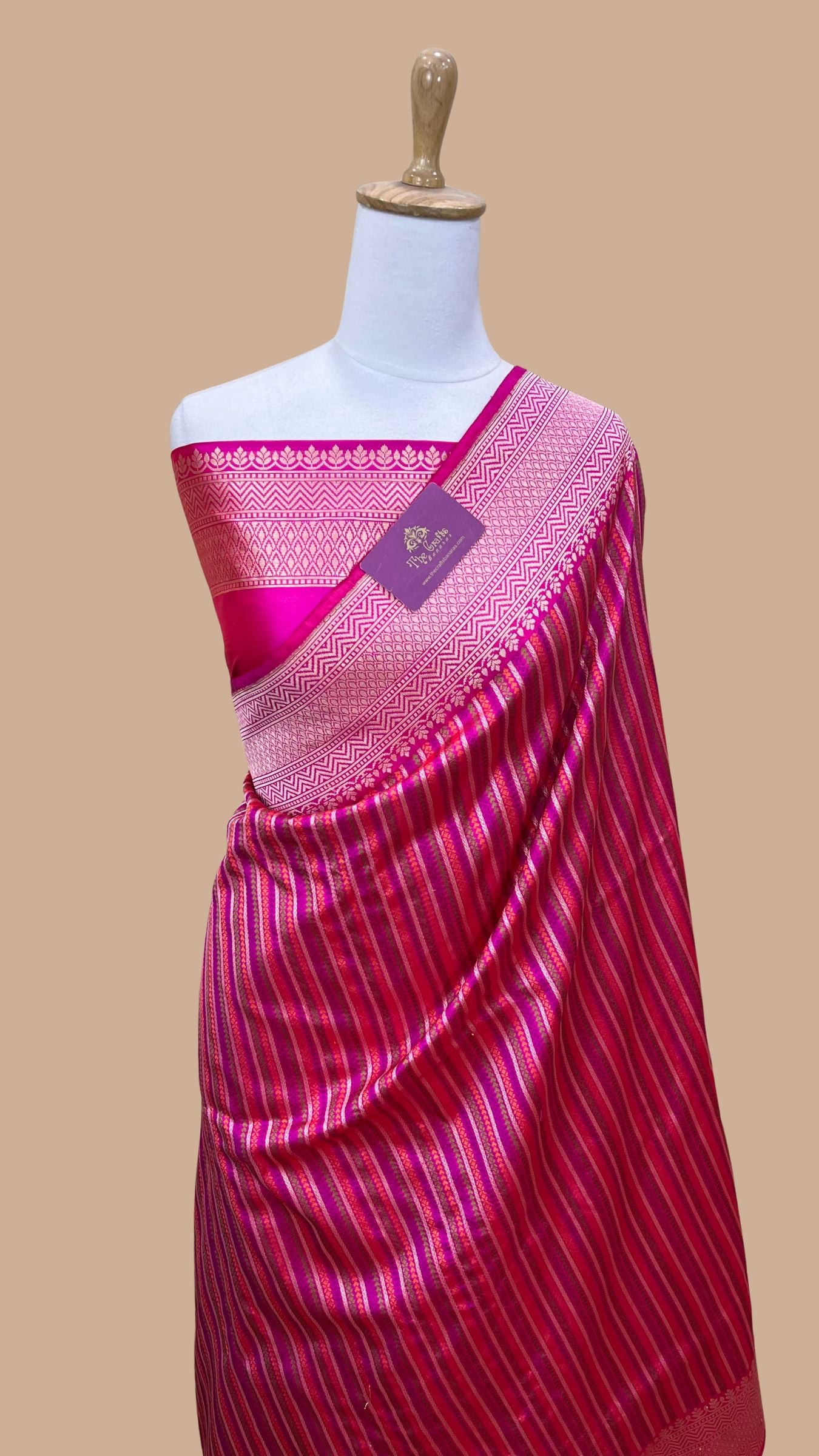 Pure Katan Silk Handloom Banarasi Saree - with kadhua work