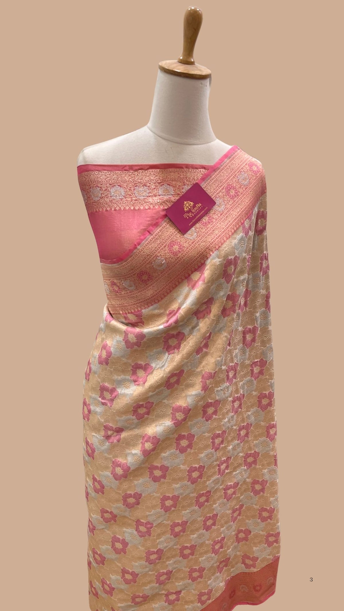 Pure Katan Silk Handloom Banarasi Saree - Tanchui Brocade Meena