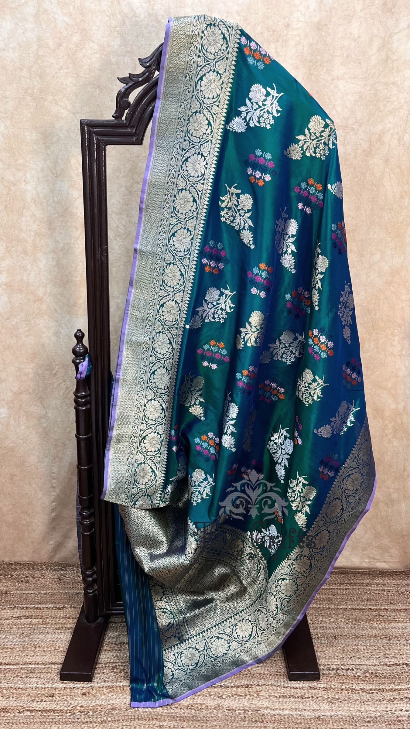 Pure Katan Silk Handloom Banarasi Saree - All Over Kadiyal Jaal Work
