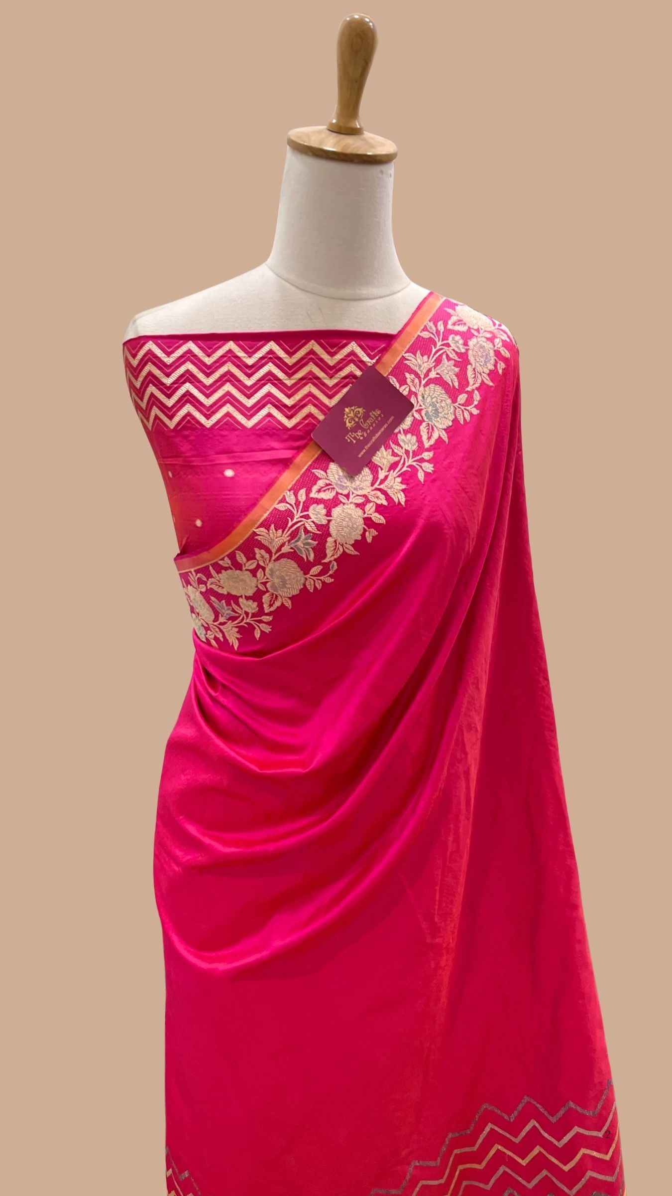 Pure Katan Silk Handloom Banarasi Saree - Kadhua Motifs