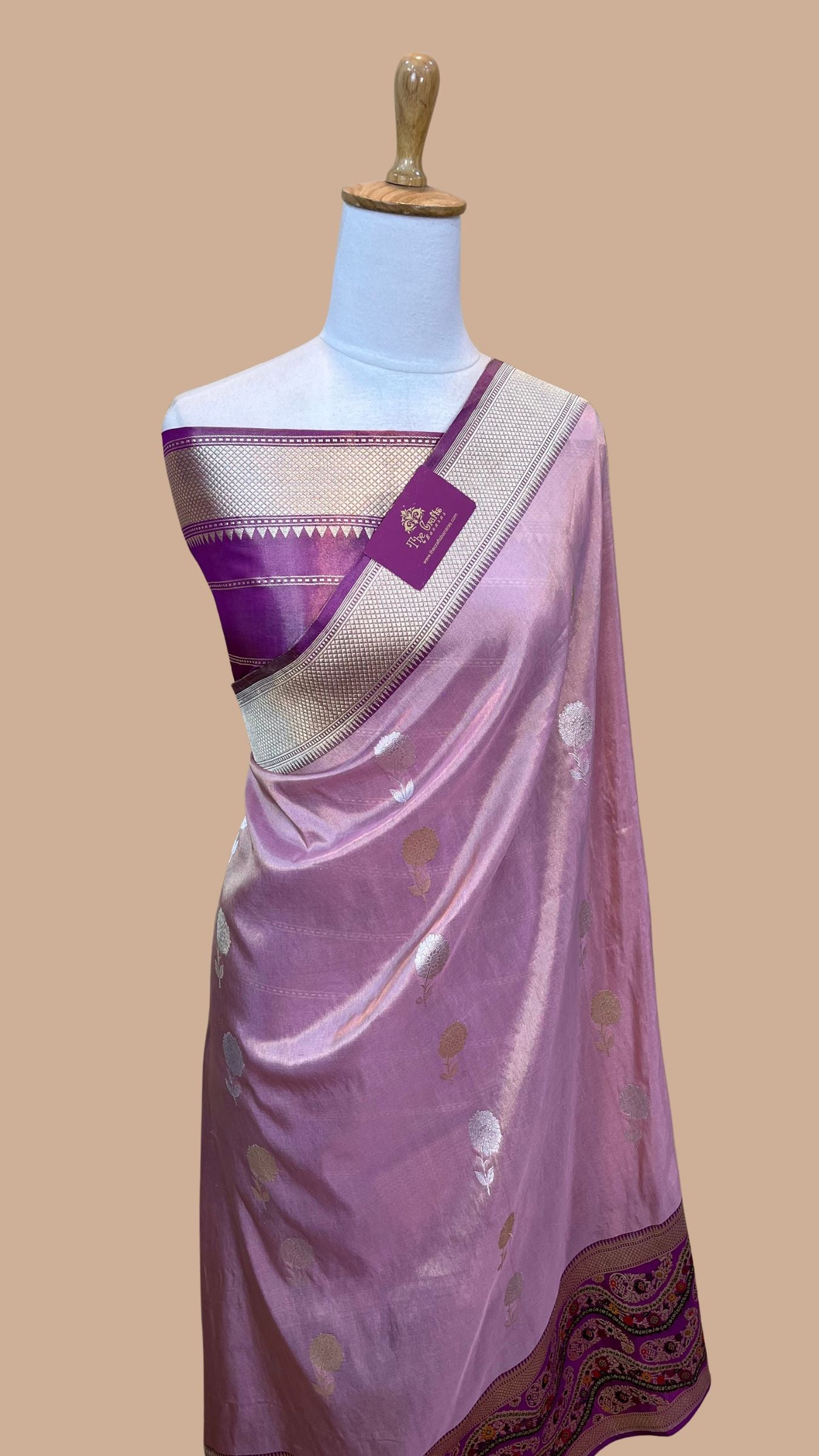 Pure Tissue Silk Handloom Banarasi Saree - with kadhua sona rupa motifs