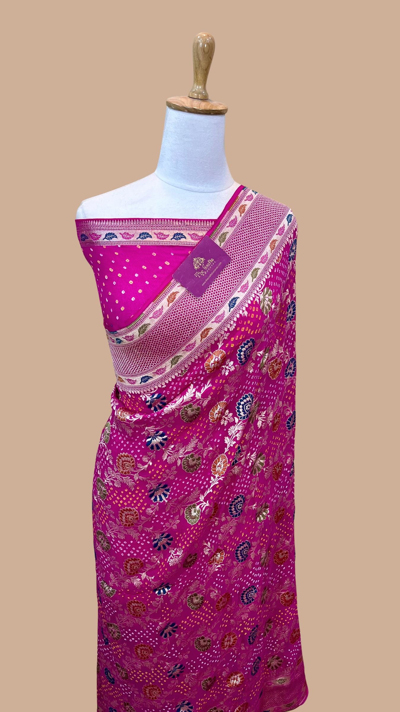 Pure Georgette Banarasi Handloom Bandhej Saree - with meenakari