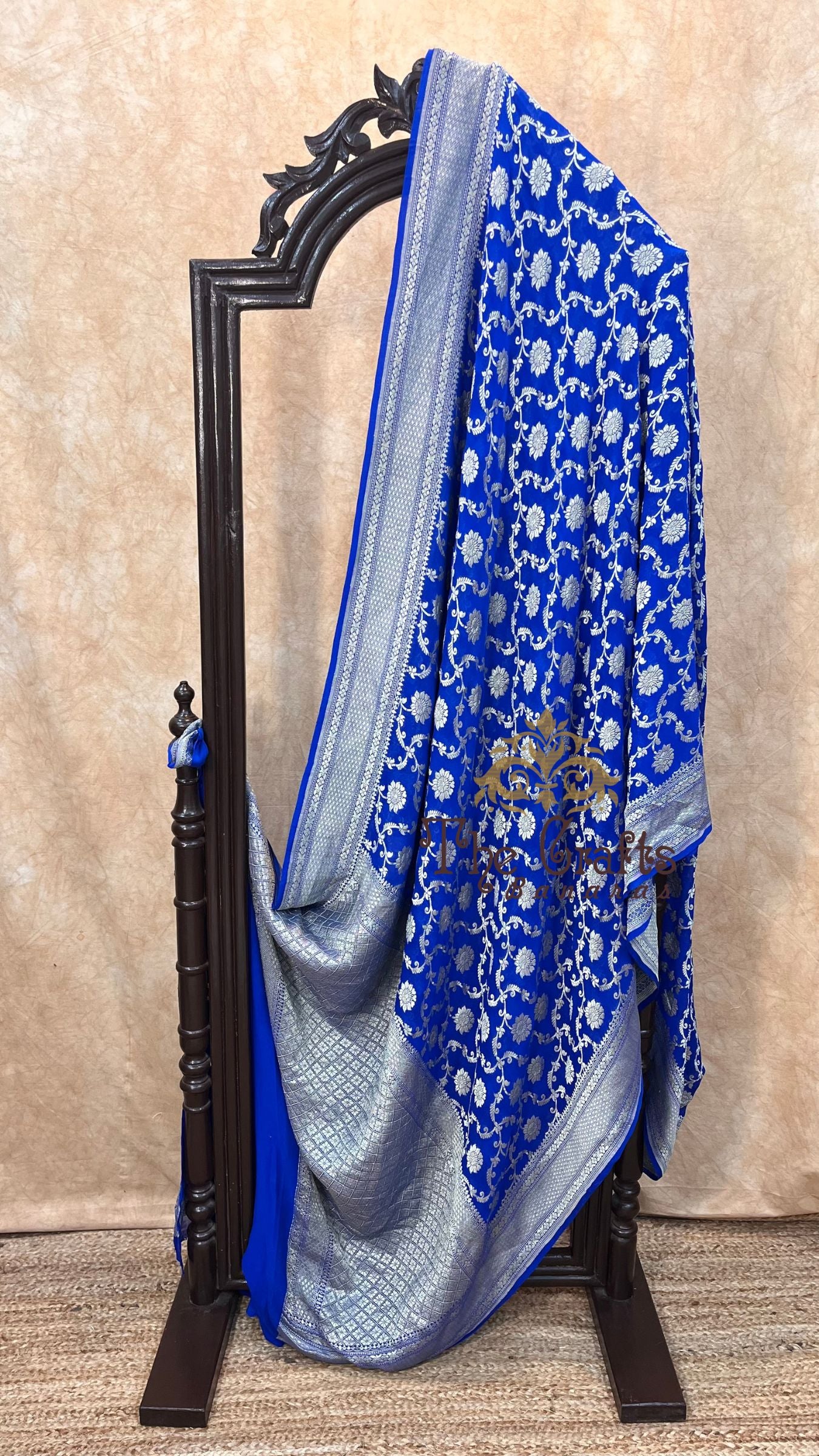 Khaddi Georgette Handloom Banarasi Saree - Water Zari