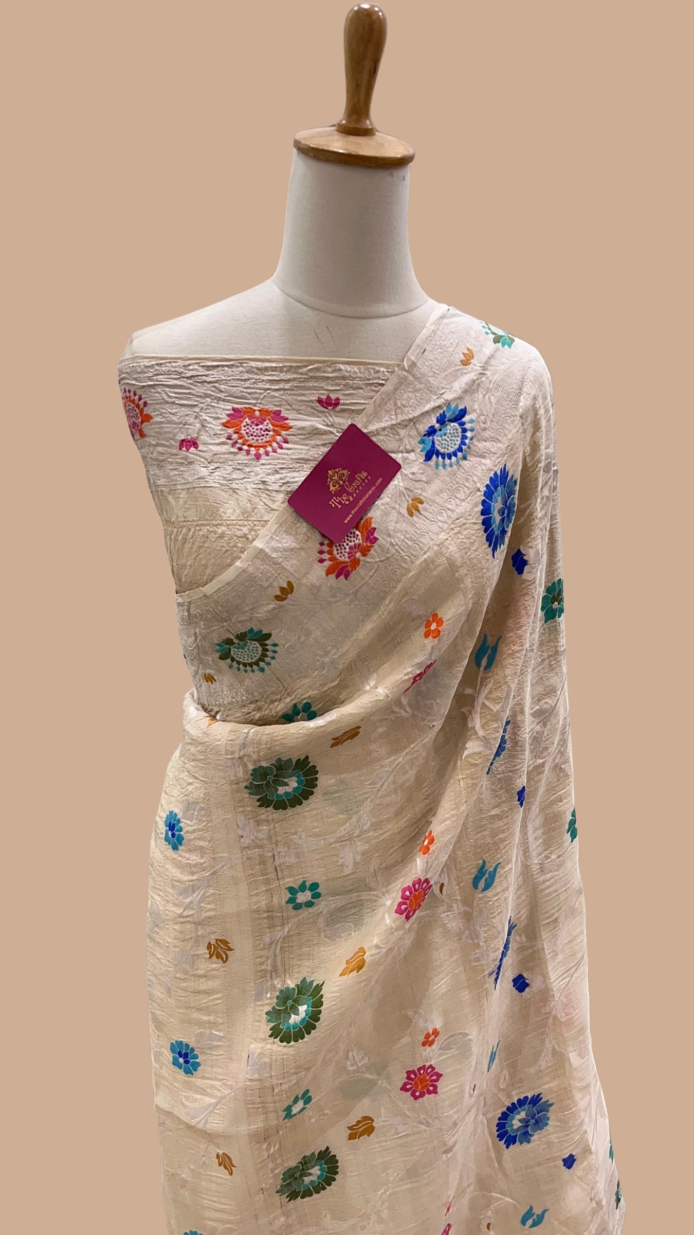 Tussar Georgette Handloom Banarasi Saree - Jaal with Meenakari