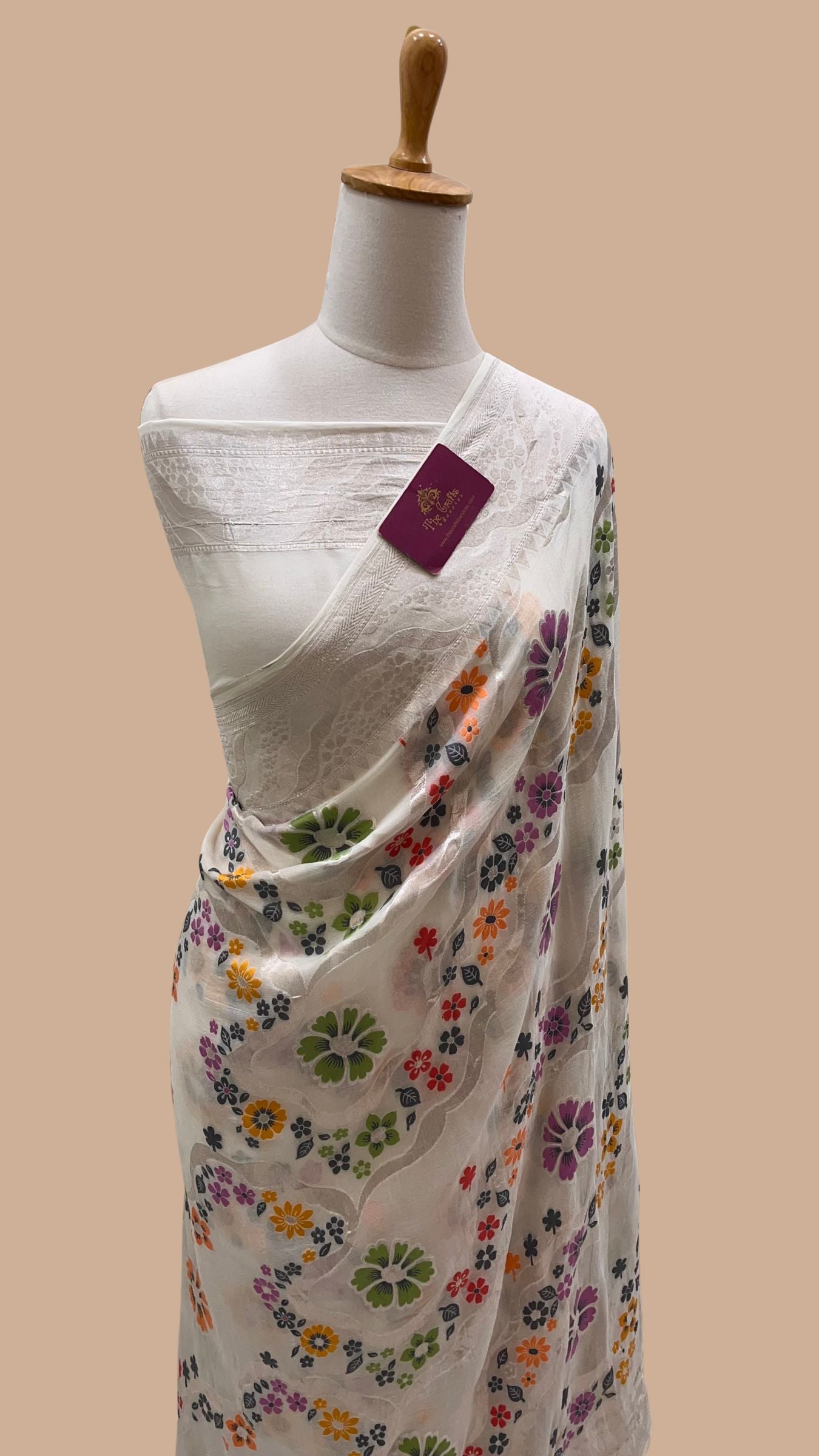 Khaddi Georgette Handloom Banarasi Saree - Jaal with Meenakari