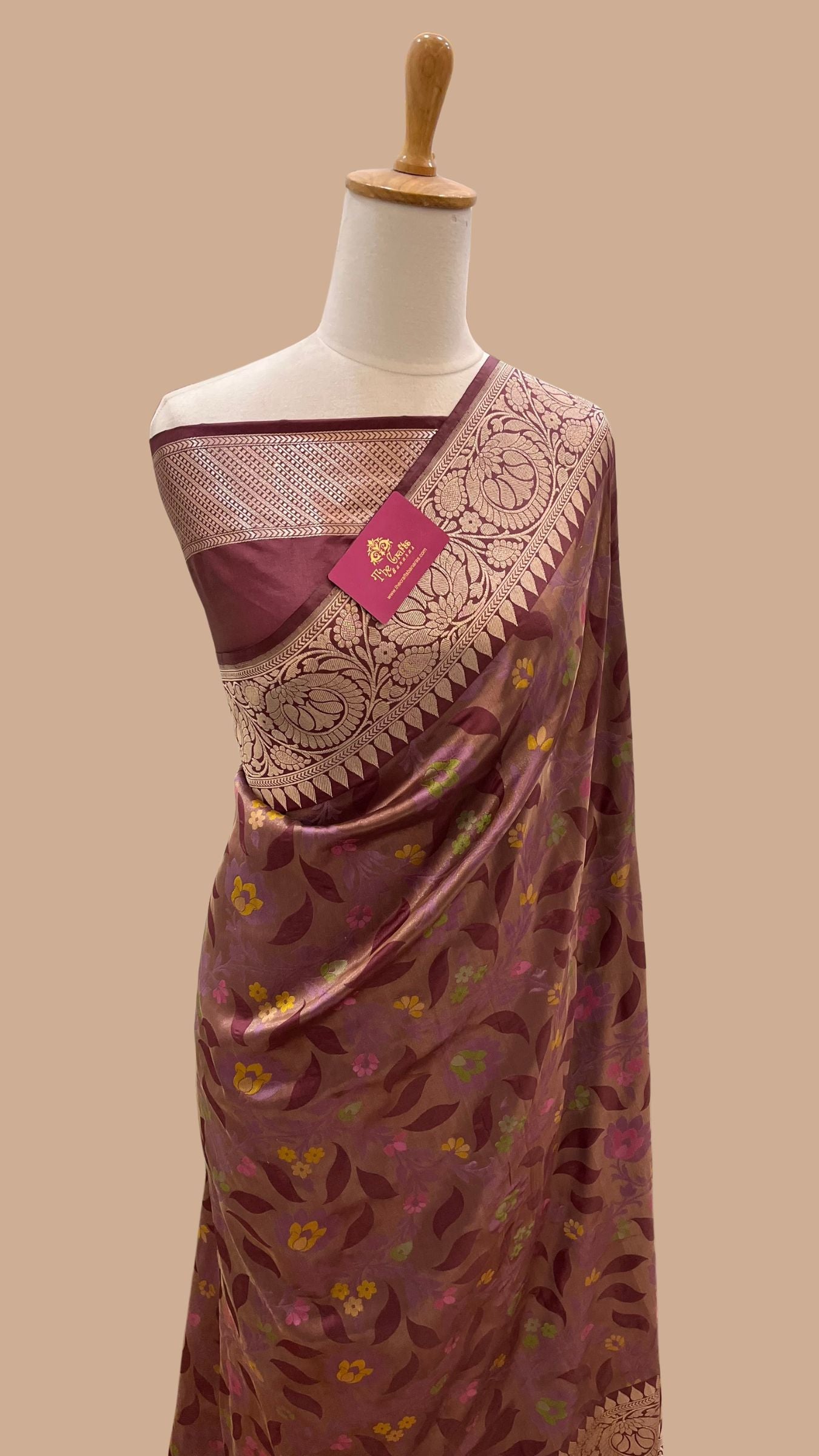 Pure Katan Silk Handloom Banarasi Saree - with kadhua work