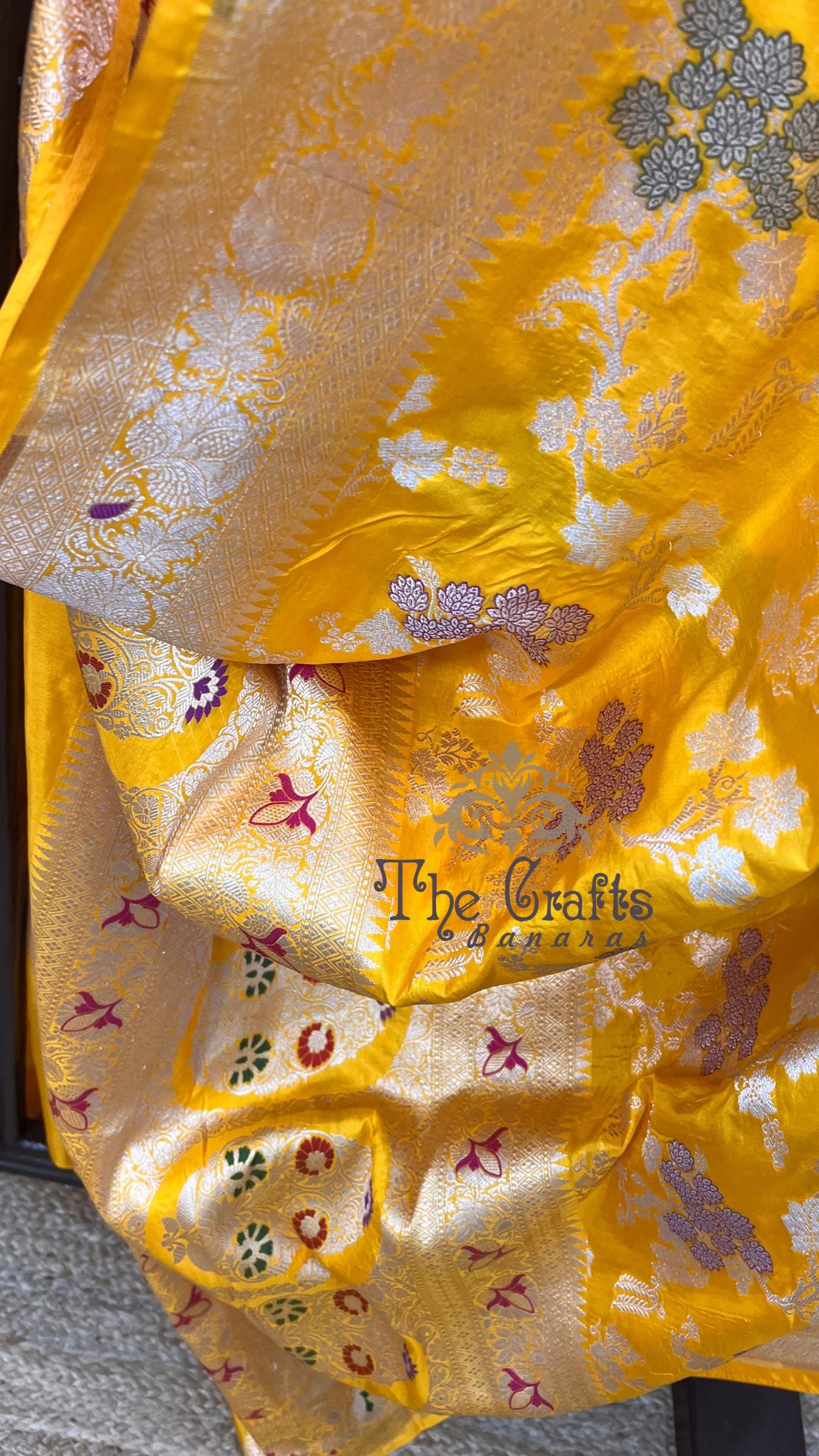 Pure Katan Silk Handloom Banarasi Saree - All over Meenakari Jaal work