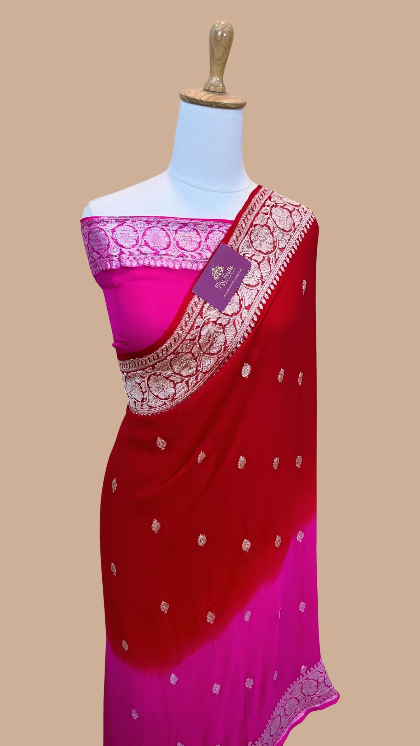 Pure Handloom Georgette Banarasi Saree - Silver Zari
