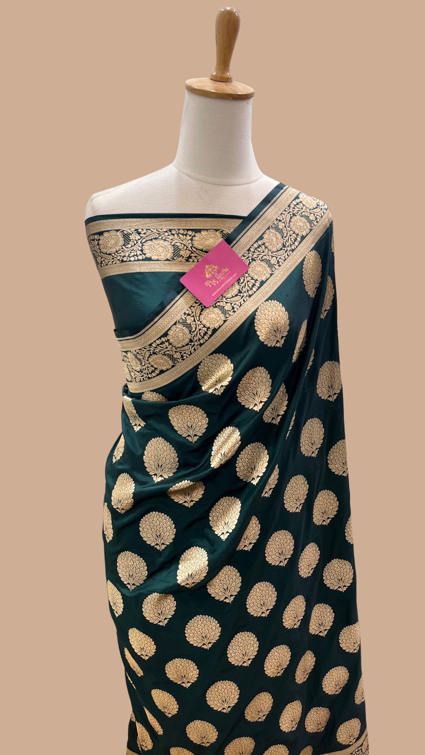 Pure Katan Silk Handloom Banarasi Saree - Buta weave
