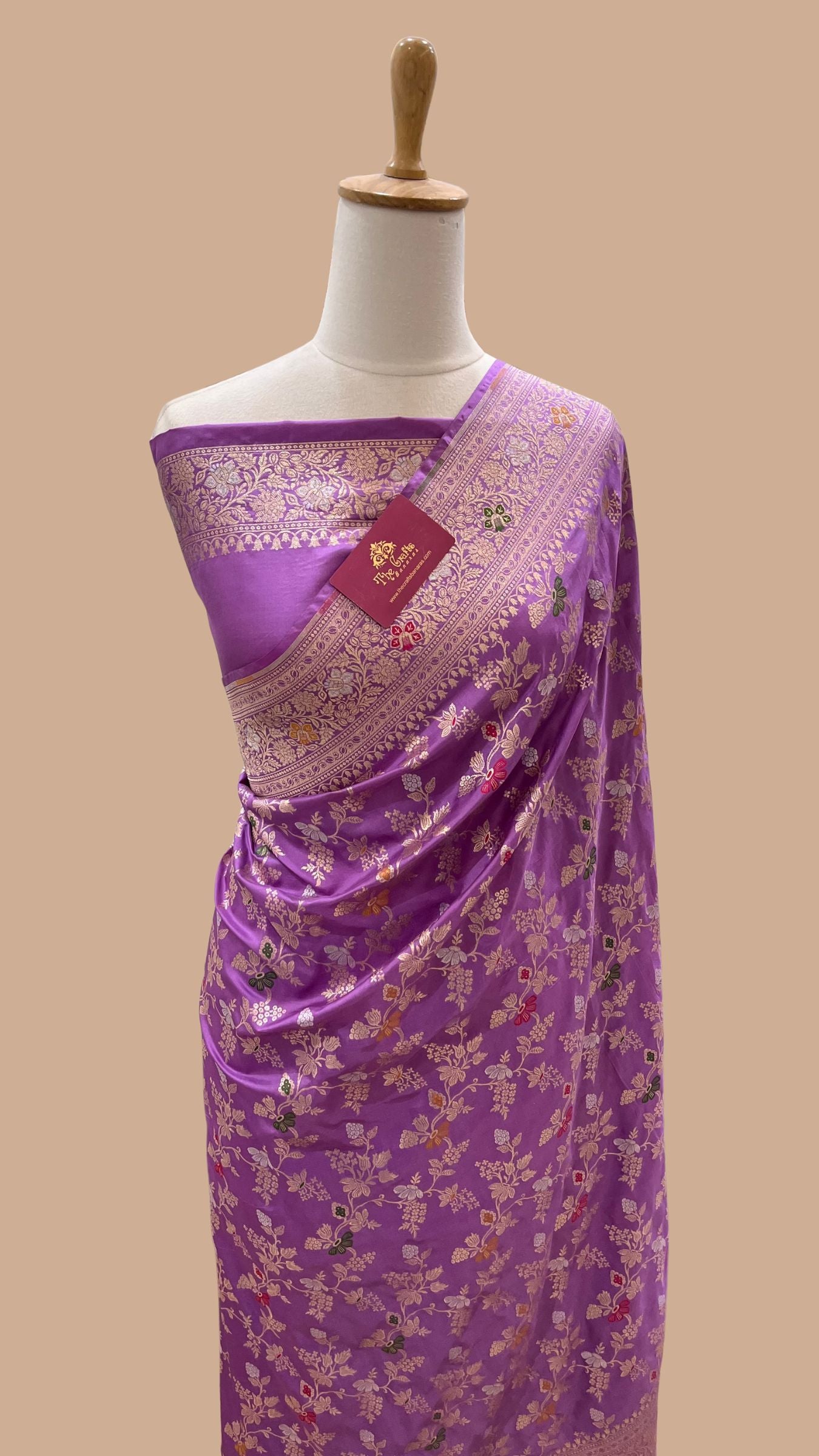 Pure Katan Silk Handloom Banarasi Saree - Jaal Work With Meenakari