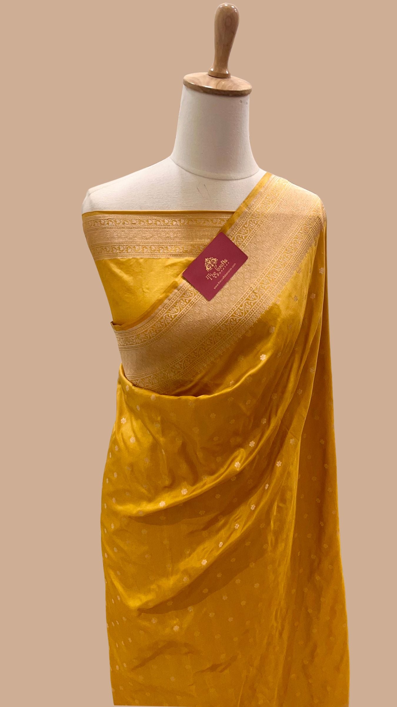 Pure Katan Silk Handloom Banarasi Saree - Motifs Work