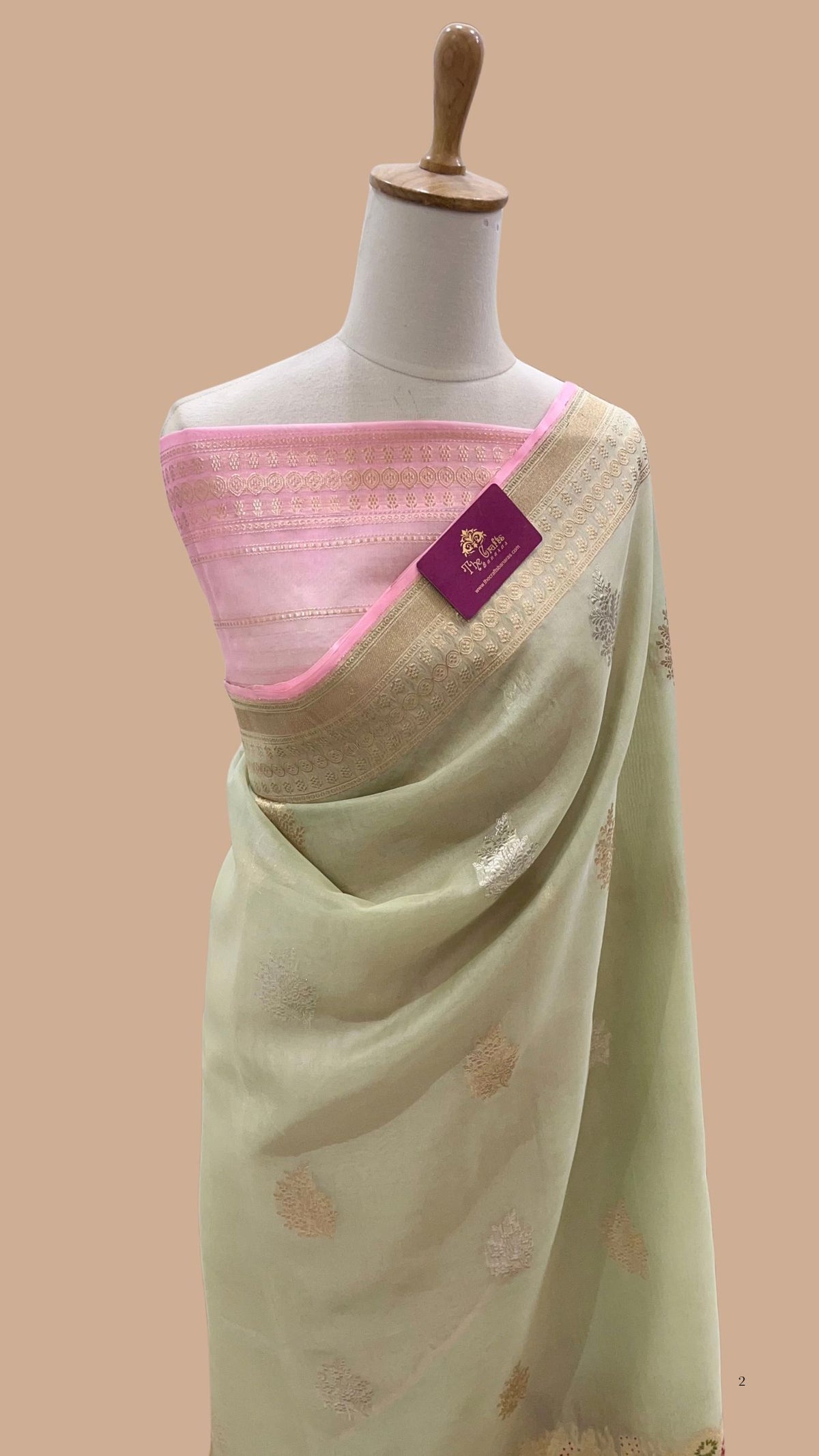 Pure Kora Silk Handloom Banarasi Saree - Kadhua Sona Rupa Buti with Meenakari Border