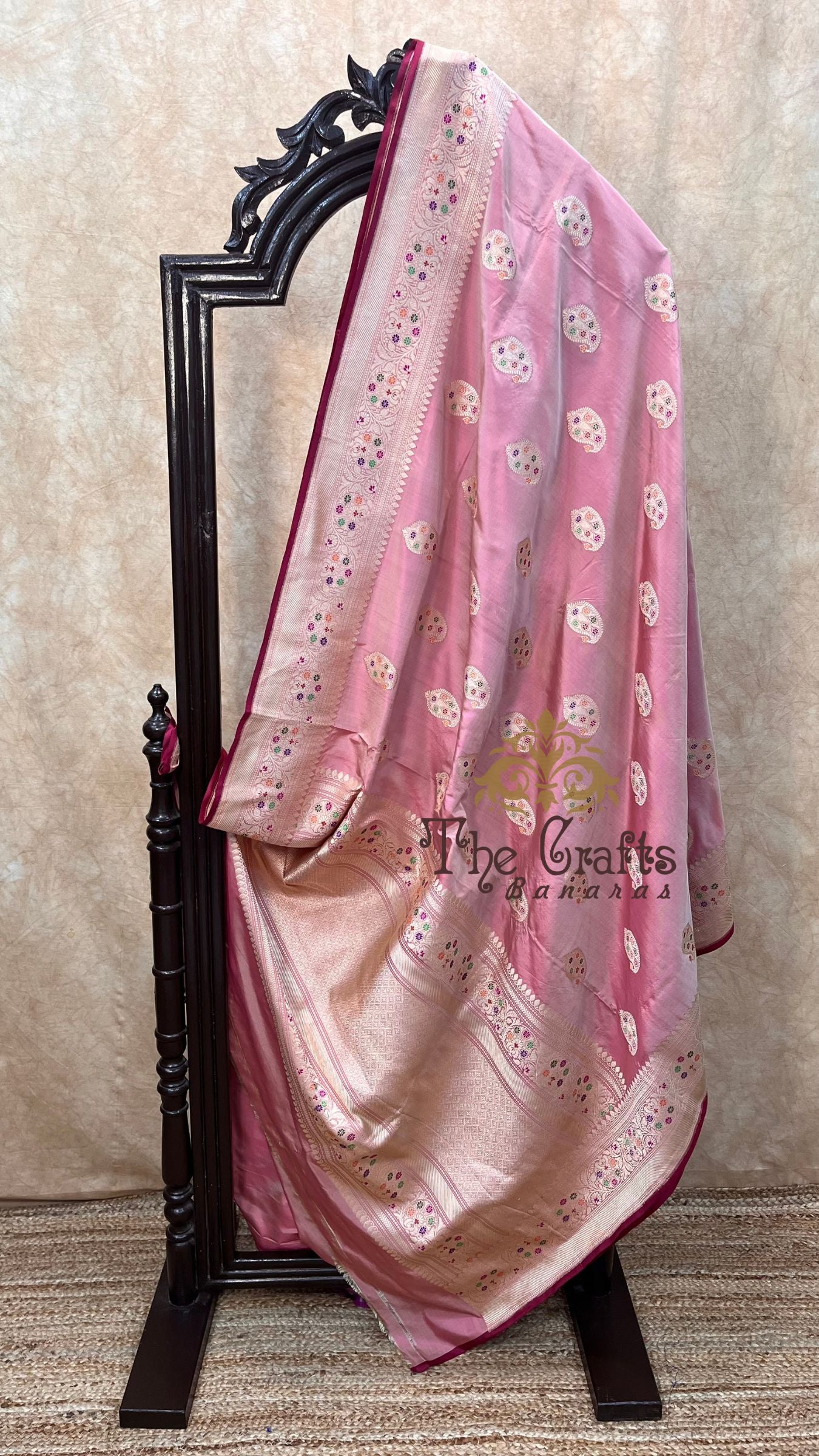 Pure Katan Silk Handloom Banarasi Saree - with kadhua tilfi meenakari motifs