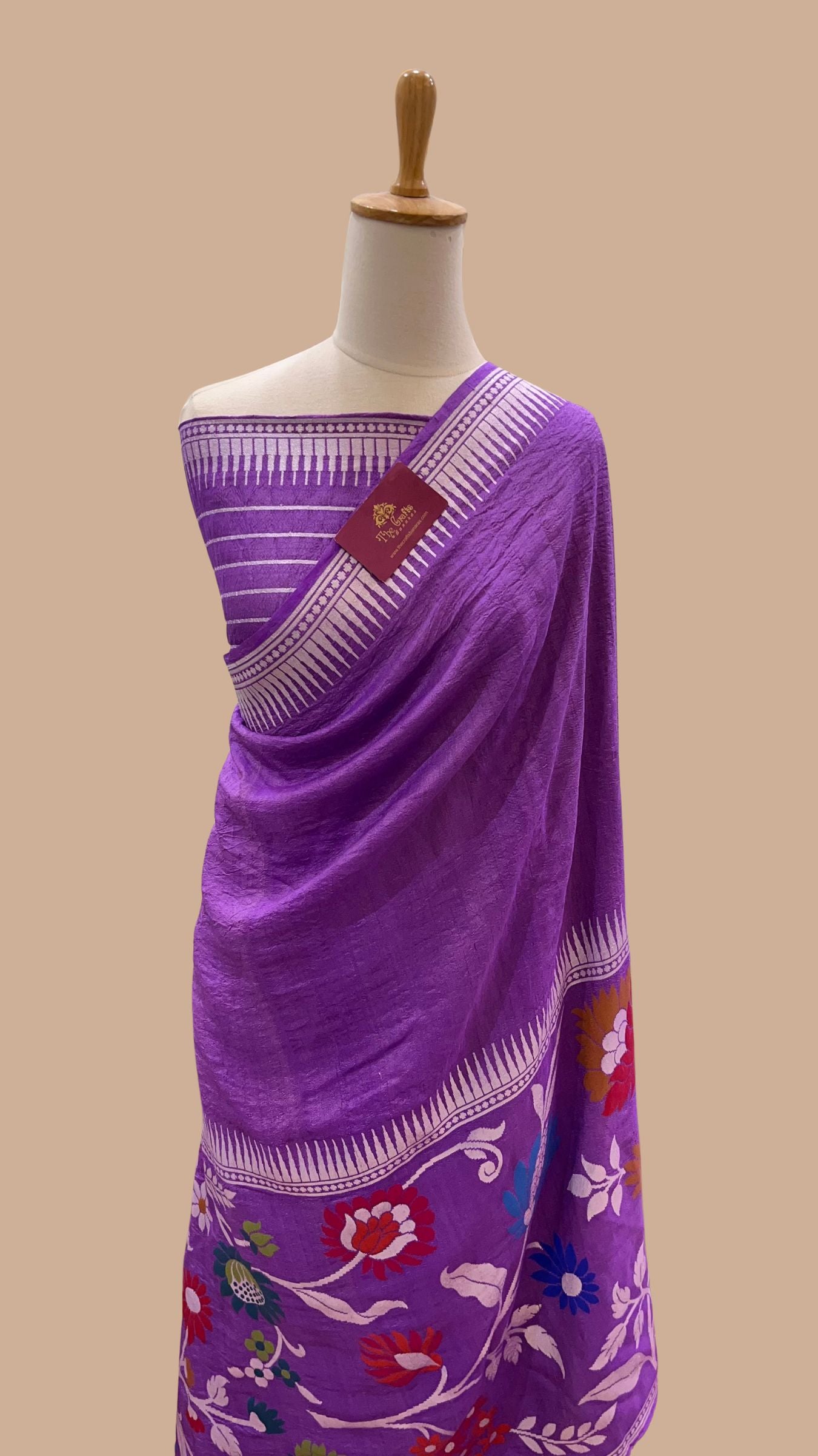 Tussar Georgette Handloom Banarasi Saree - Jaal with Tilfi Meenakari