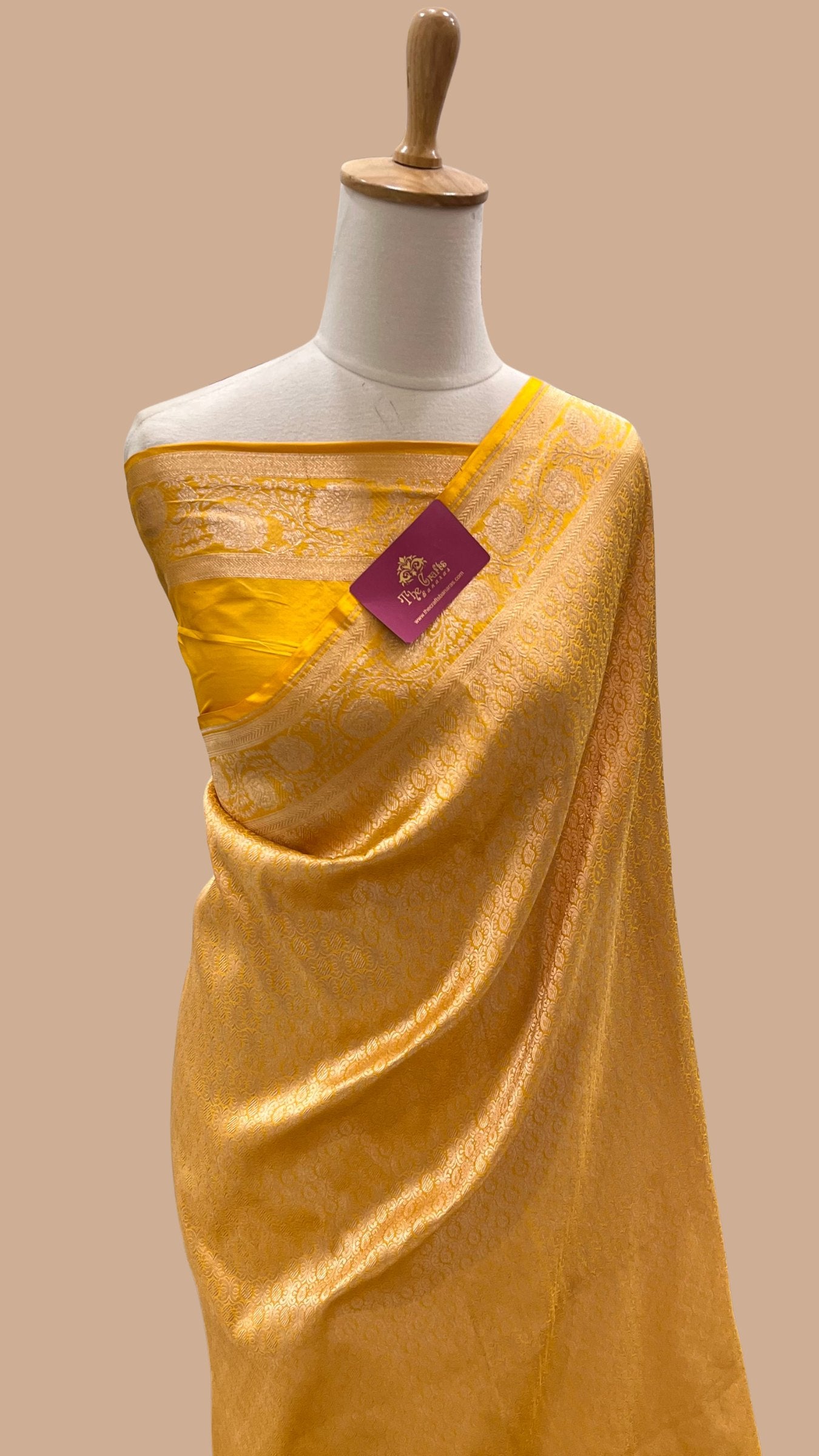 Pure Katan Silk Handloom Banarasi Saree - Tanchui Brocade