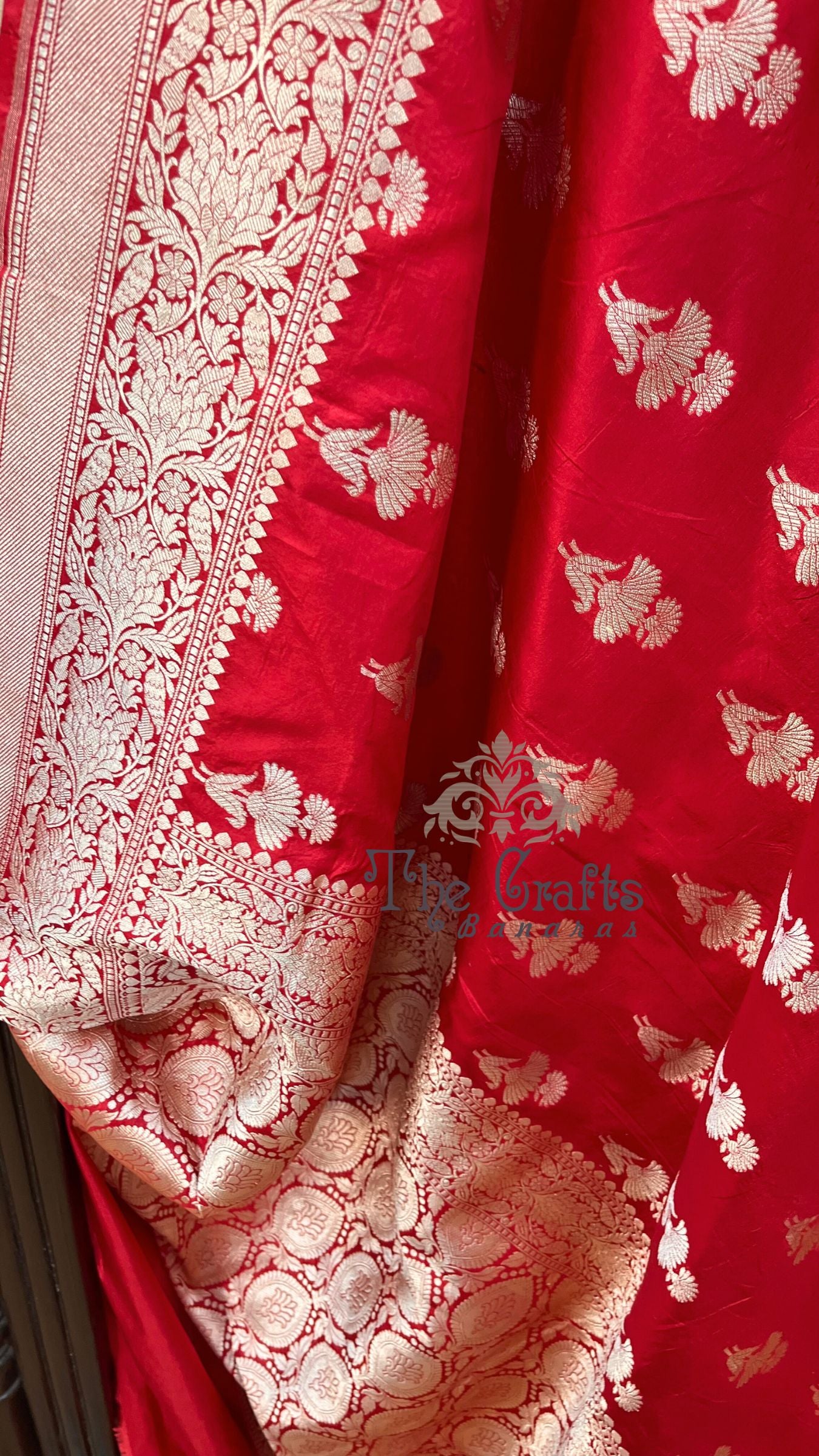 Pure Katan Silk Handloom Banarasi Saree - Jaal work