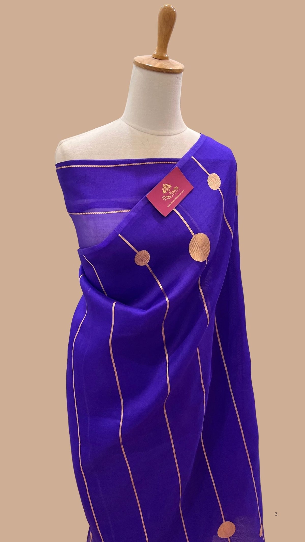 Pure Kora Silk Handloom Banarasi Saree - with kadhua motifs