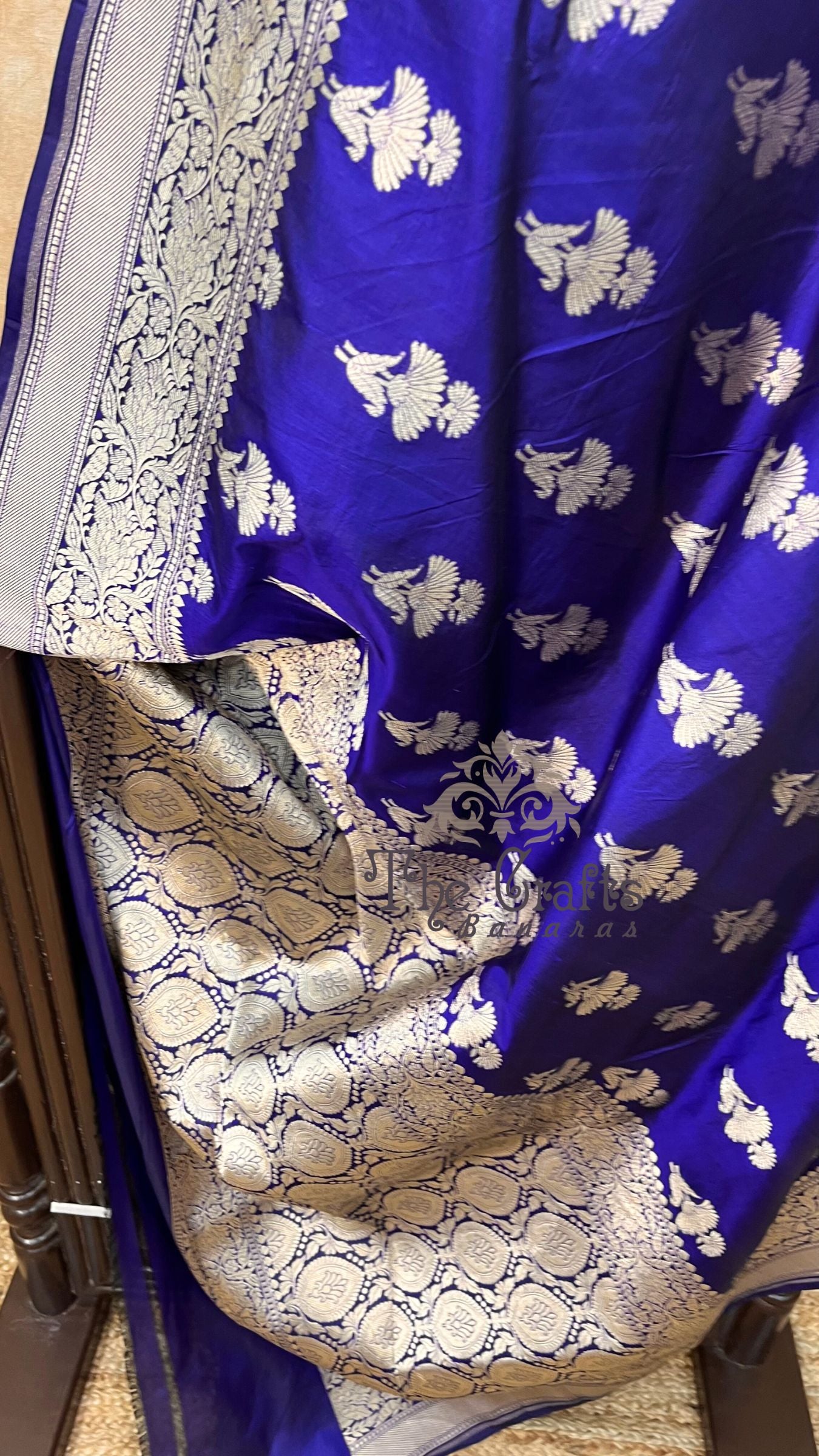 Pure Katan Silk Handloom Banarasi Saree - Jaal work