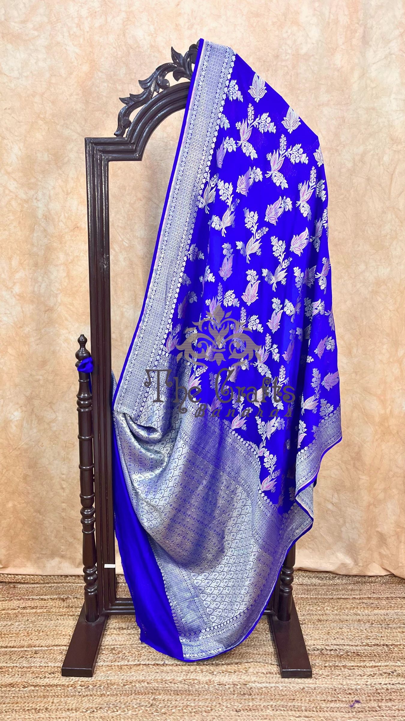 Khaddi Georgette Handloom Banarasi Saree - Jaal with Meenakar