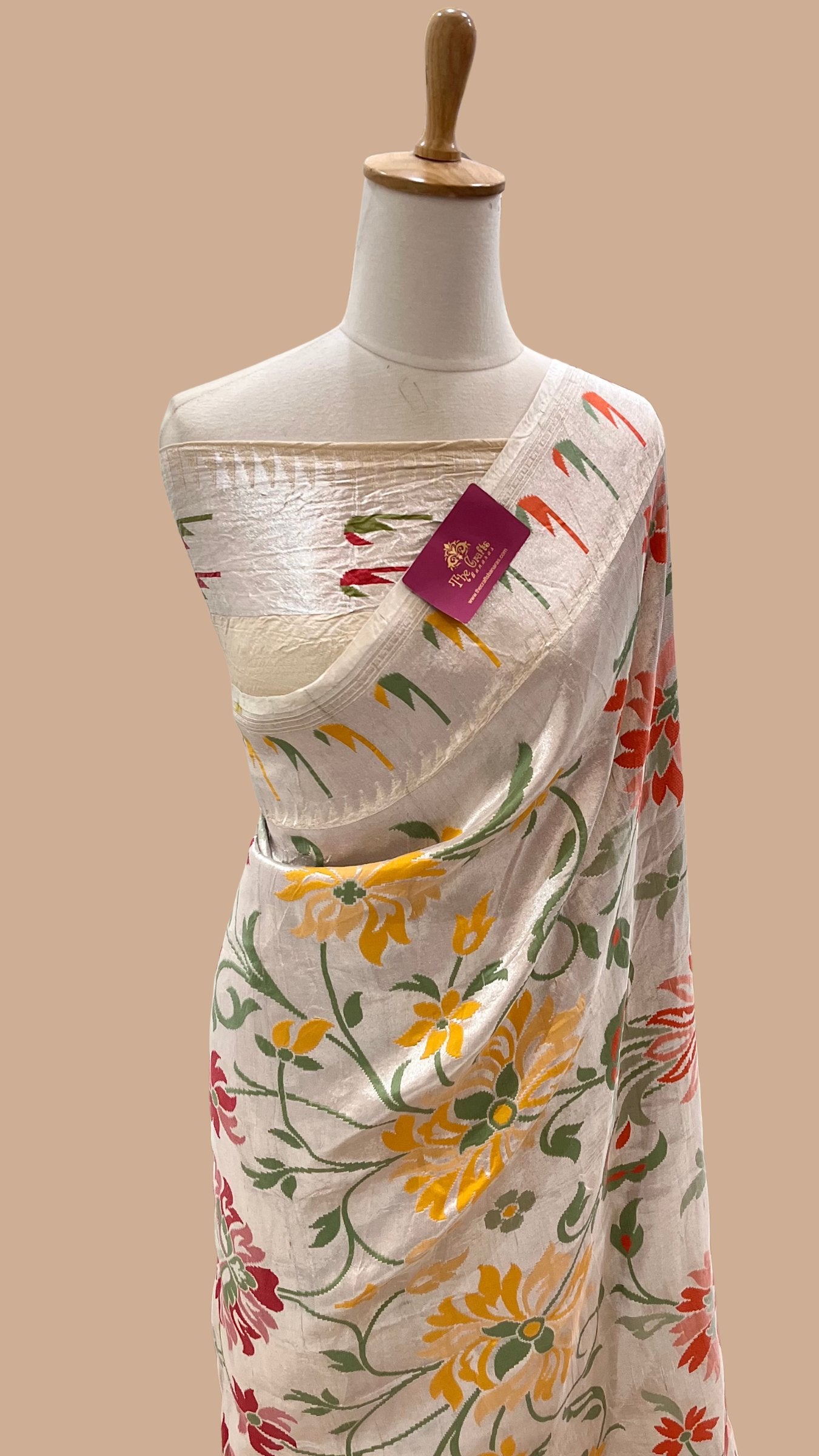 Tussar Georgette Handloom Banarasi Saree - Meenakari Floral Brocade