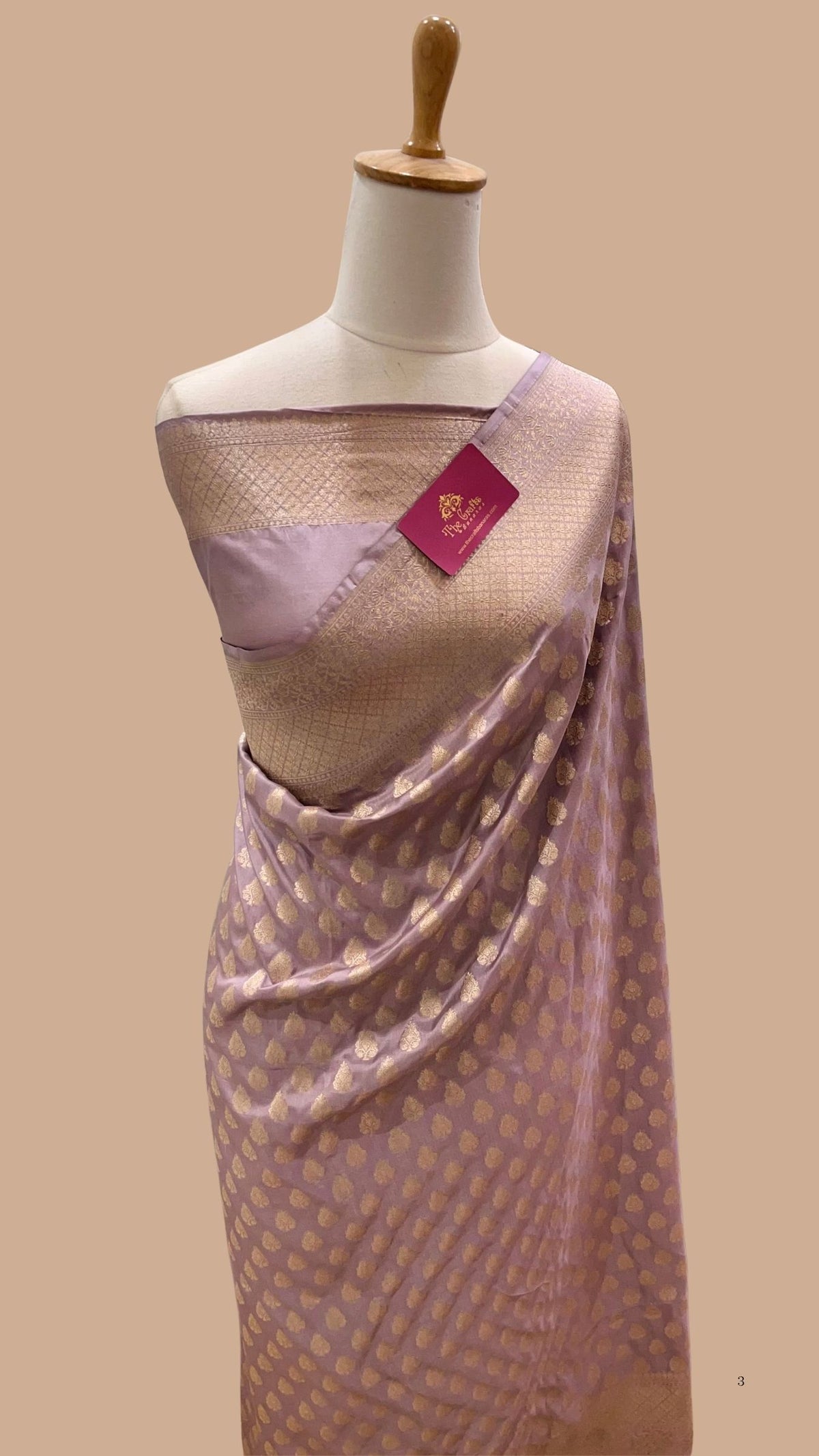 Pure Katan Silk Handloom Banarasi Saree - Jaal work