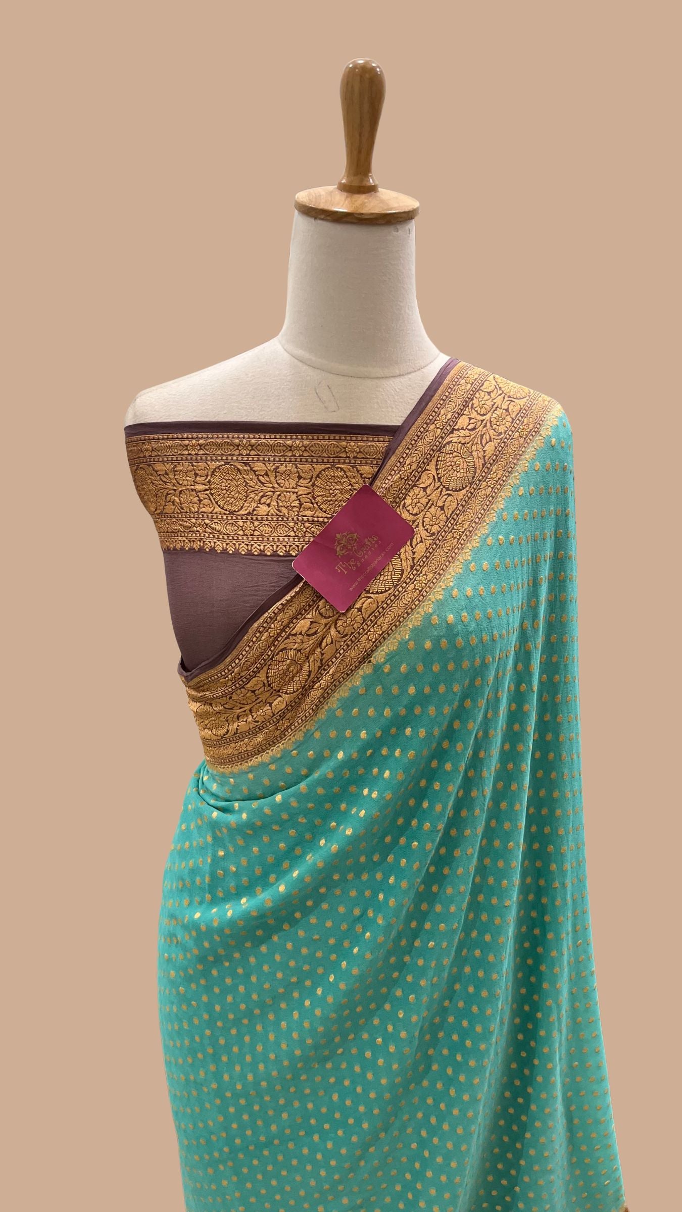 Khaddi Georgette Banarasi Saree - Gold Zari