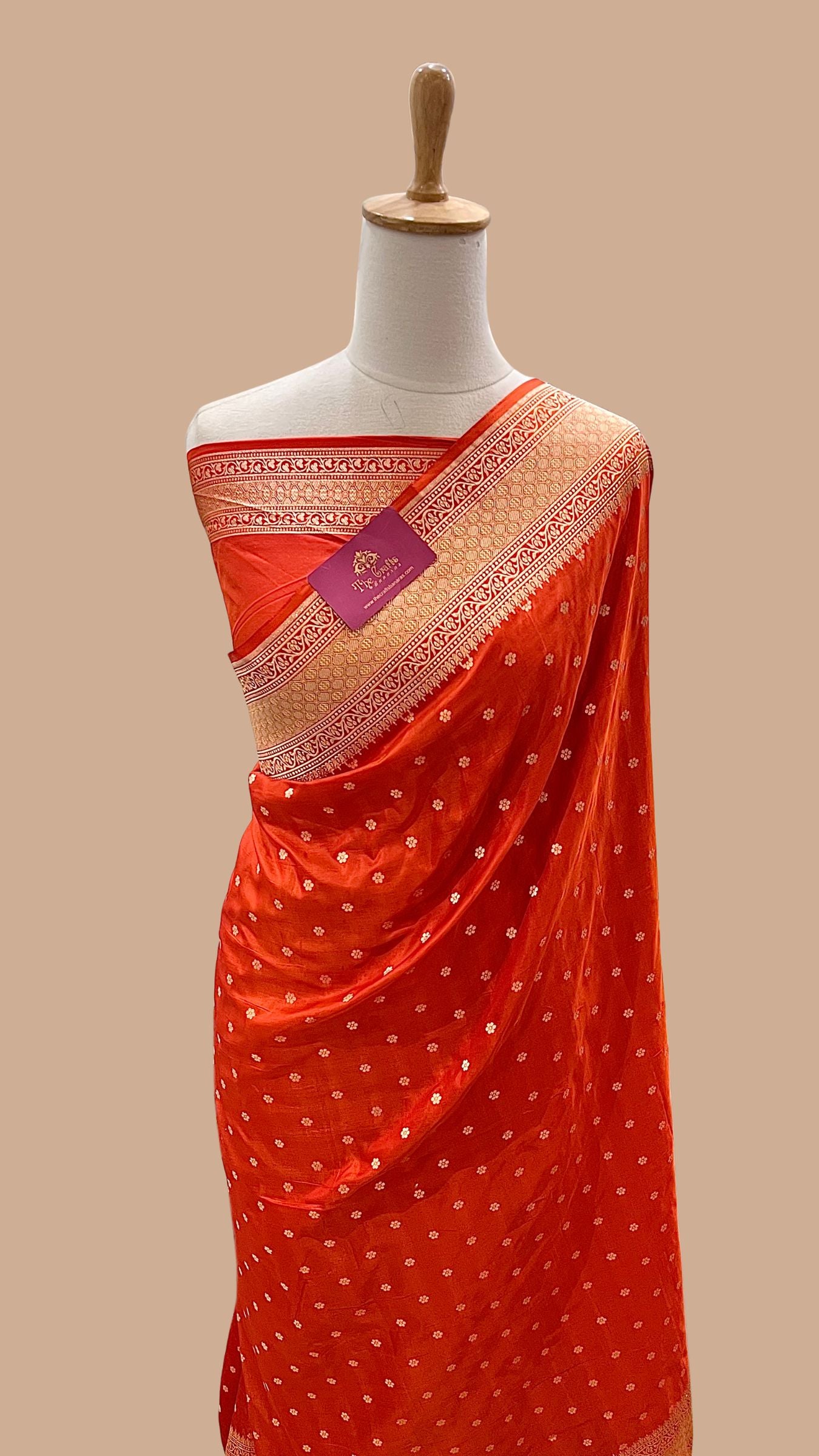 Pure Katan Silk Handloom Banarasi Saree - Motifs Work