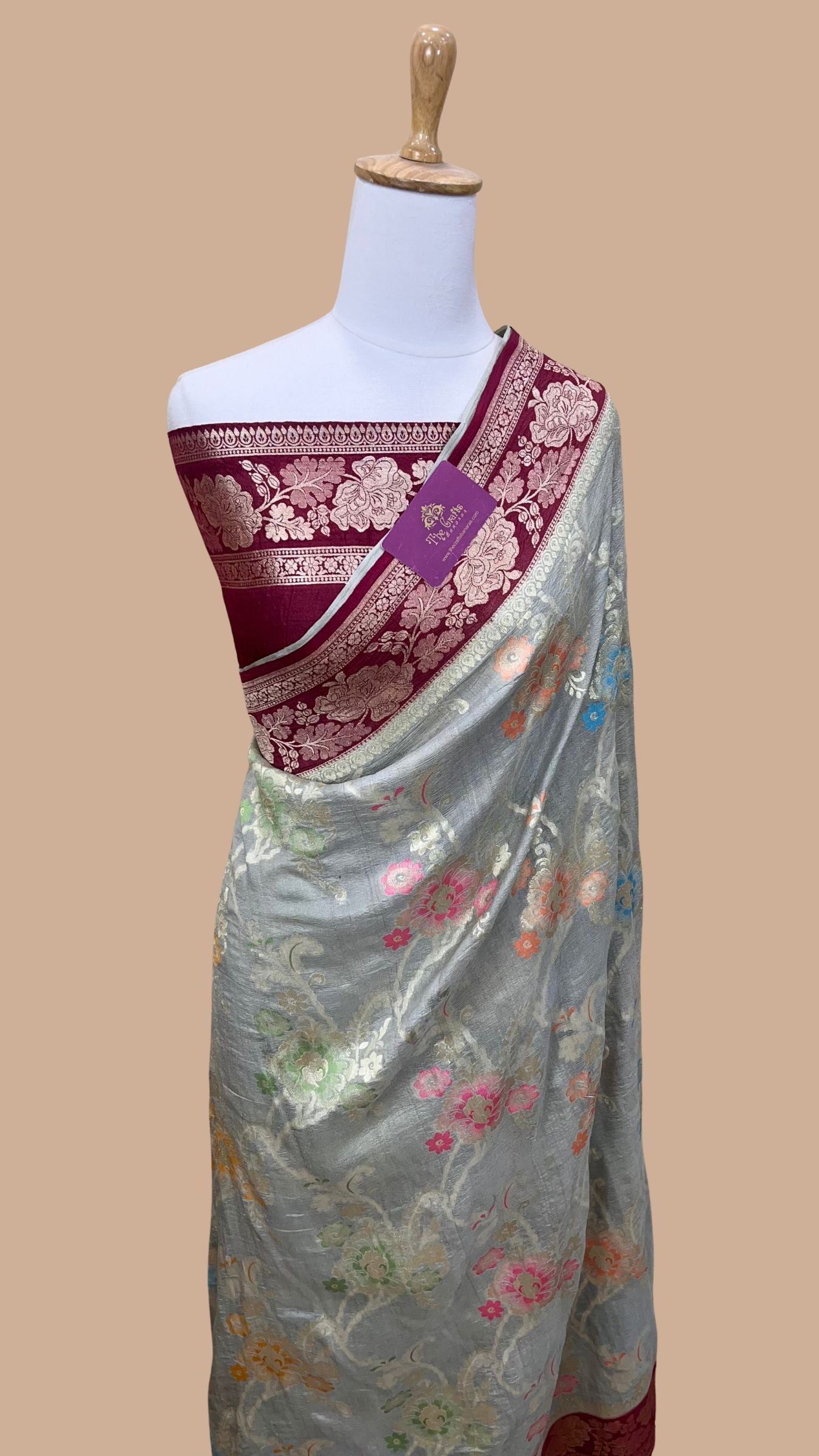 Tussar Georgette Handloom Banarasi Saree - Jaal with Meenakari
