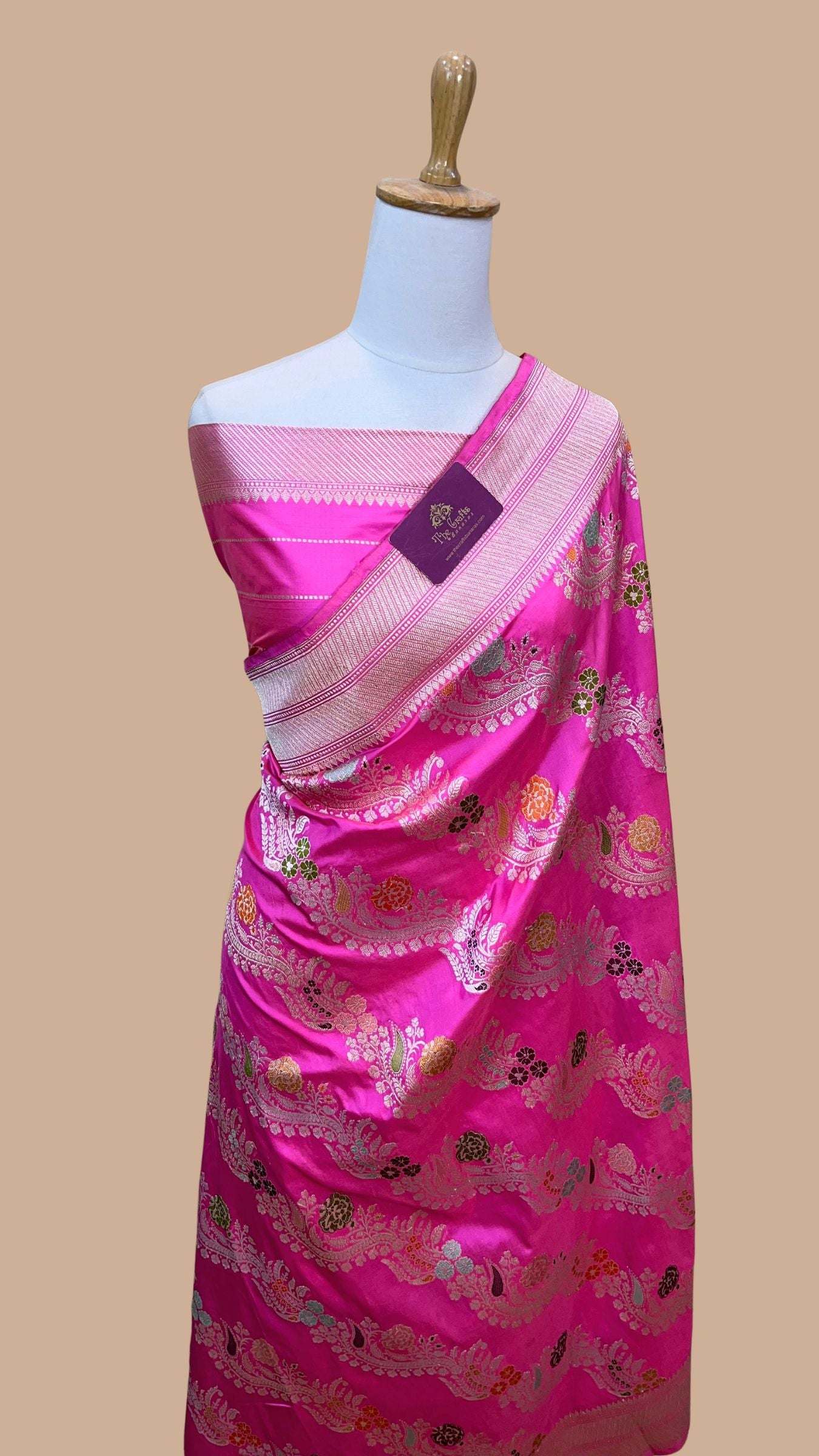 Pure Katan Silk Handloom Banarasi Saree - All Over Kadiyal Jaal Work