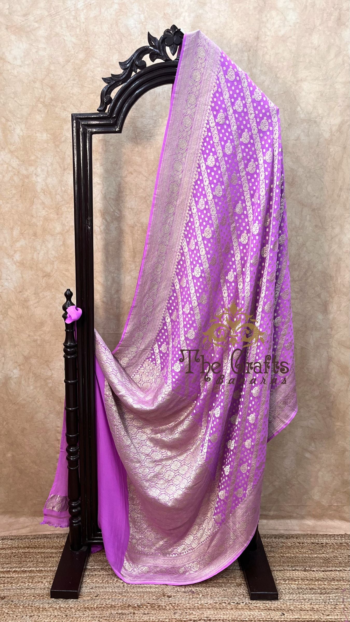 Khaddi Georgette Handloom Banarasi Saree - Water Zari