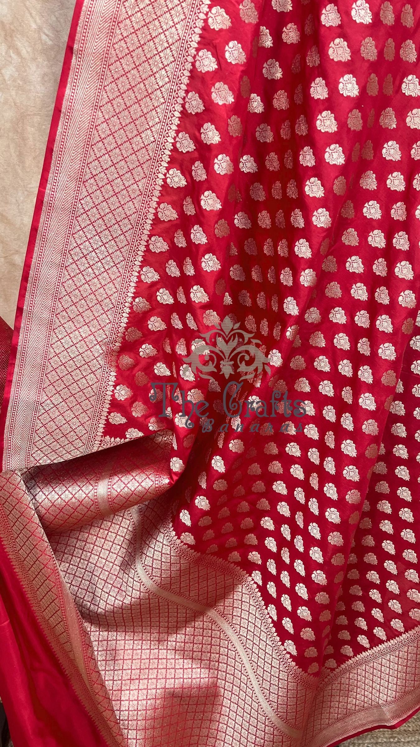 Pure Katan Silk Handloom Banarasi Saree - Jaal work