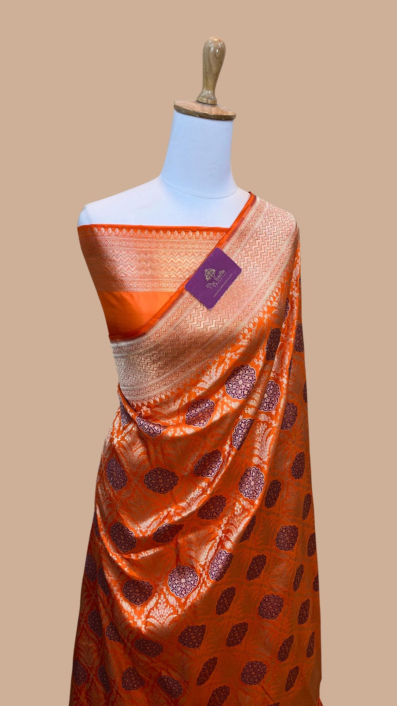Pure Katan Silk Handloom Banarasi Saree - Tanchui Brocade Meena