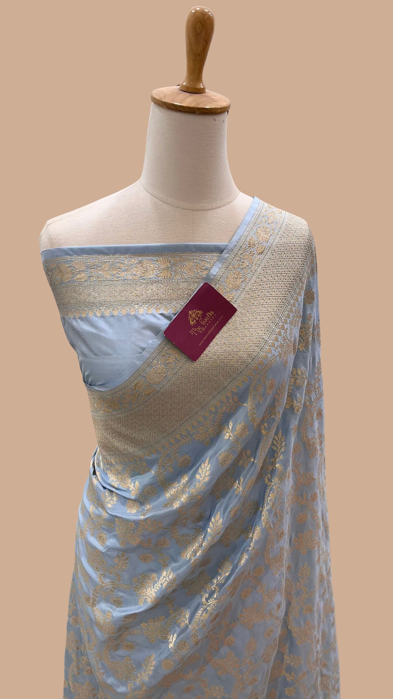 Pure Katan Silk Handloom Banarasi Saree - Jaal work
