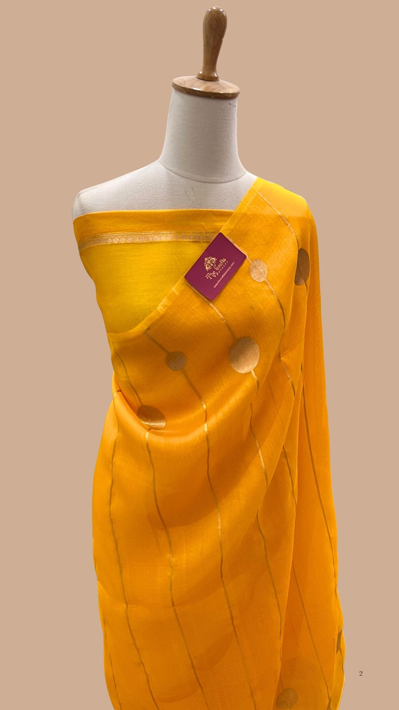Pure Kora Silk Handloom Banarasi Saree - with kadhua motifs