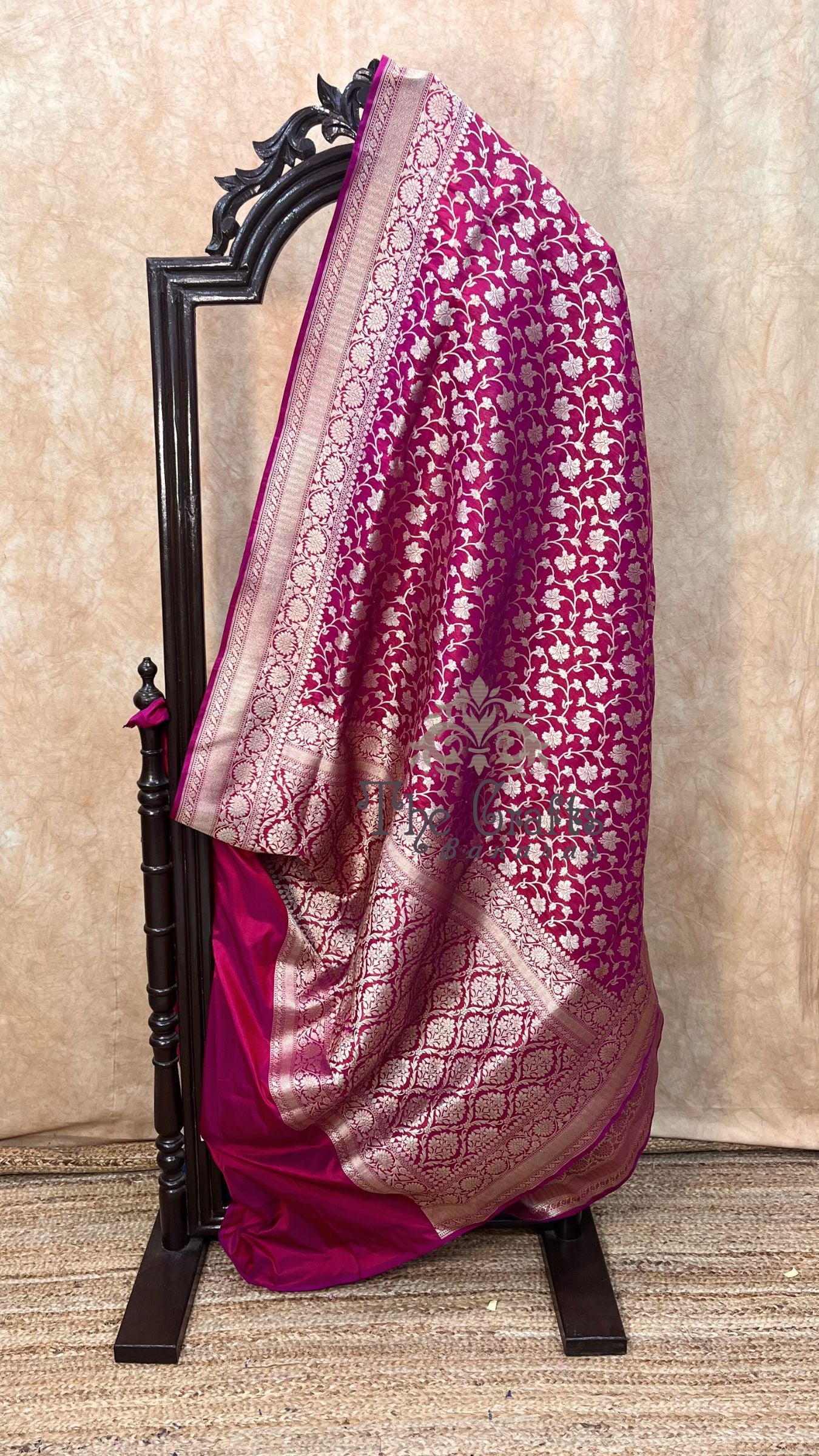 Pure Katan Silk Handloom Banarasi Saree - Jaal work