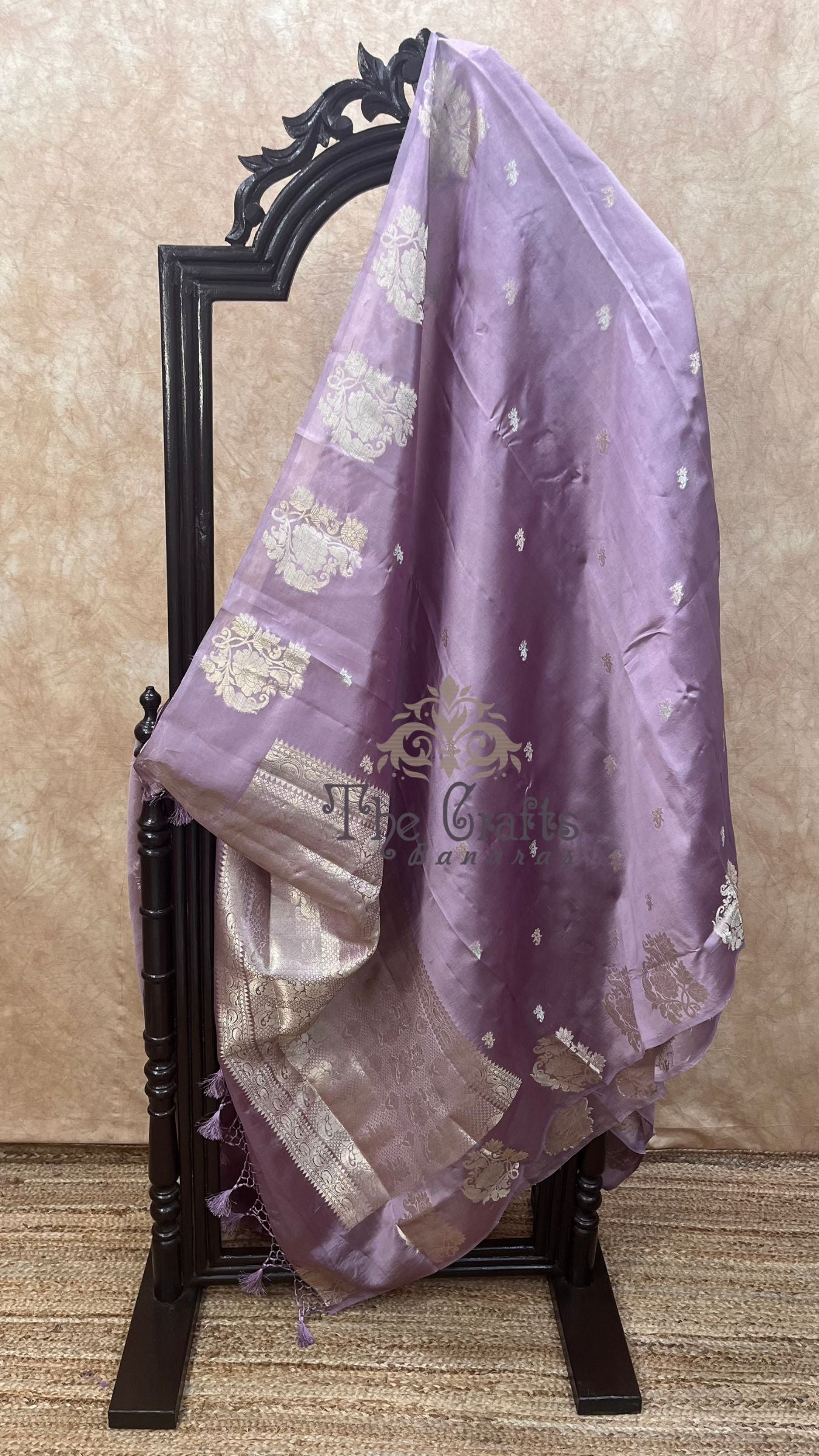 Pure Raw Mango Silk Handloom Banarasi Saree