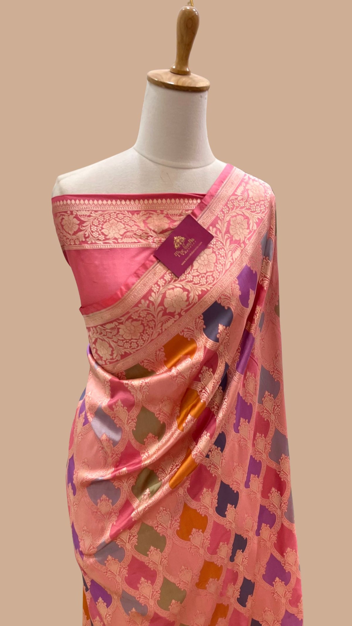 Rangkat Pure Katan Silk Handloom Banarasi Saree - Jaal Work