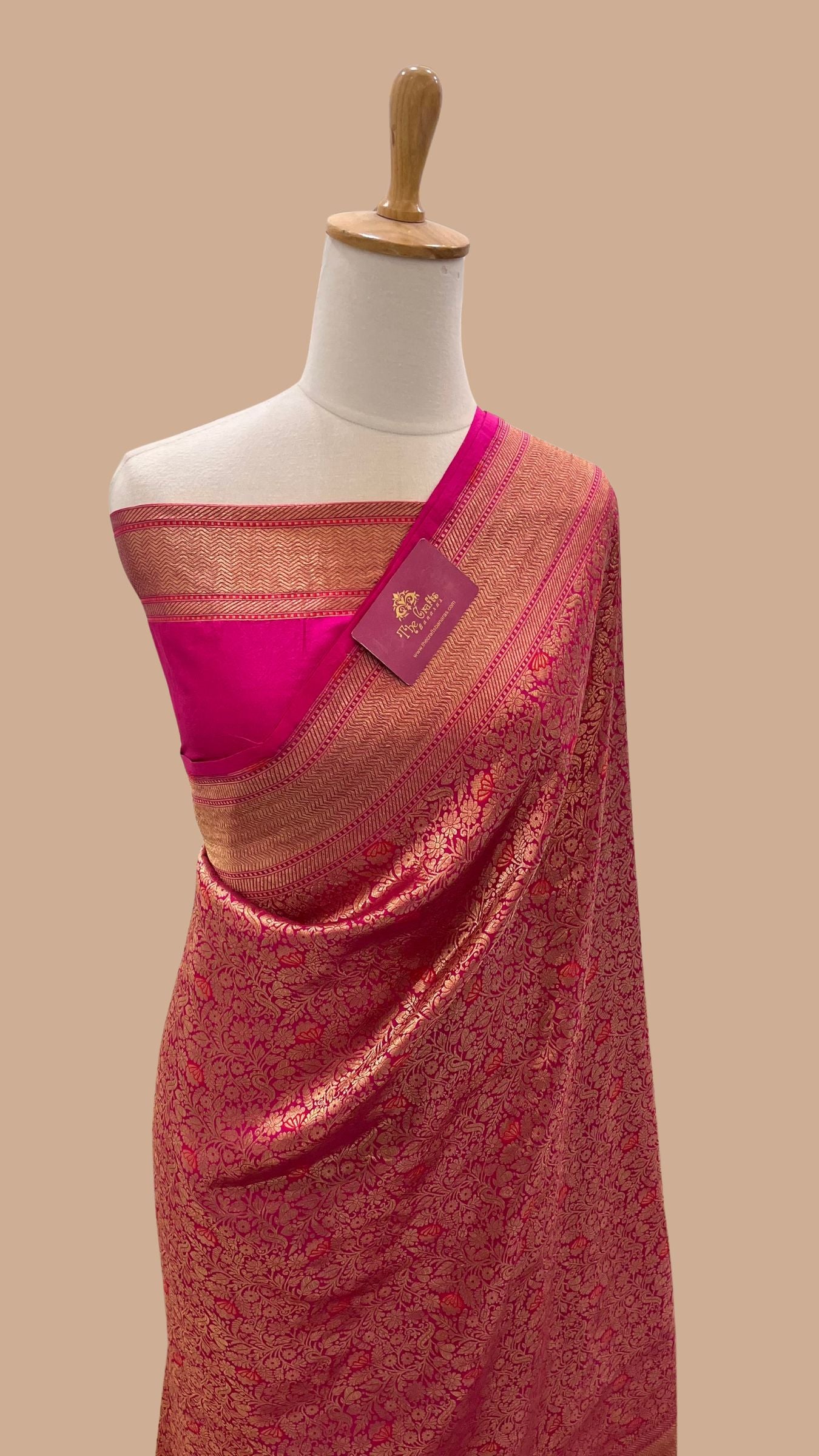 Pure Katan Silk Handloom Banarasi Saree - Tanchui Brocade Meena