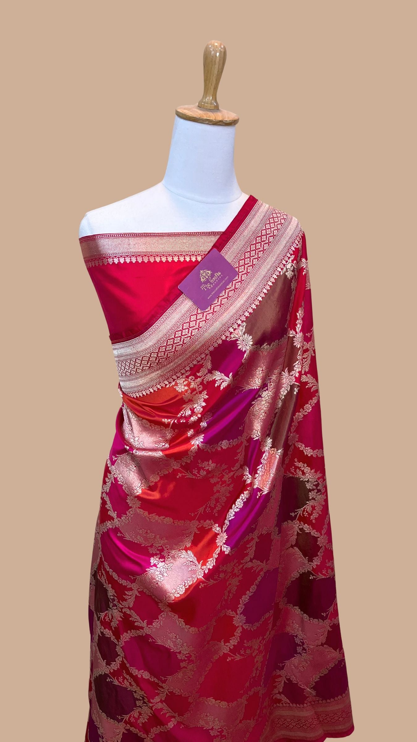 Rangkat Pure Katan Silk Handloom Banarasi Saree - All over Jaal work