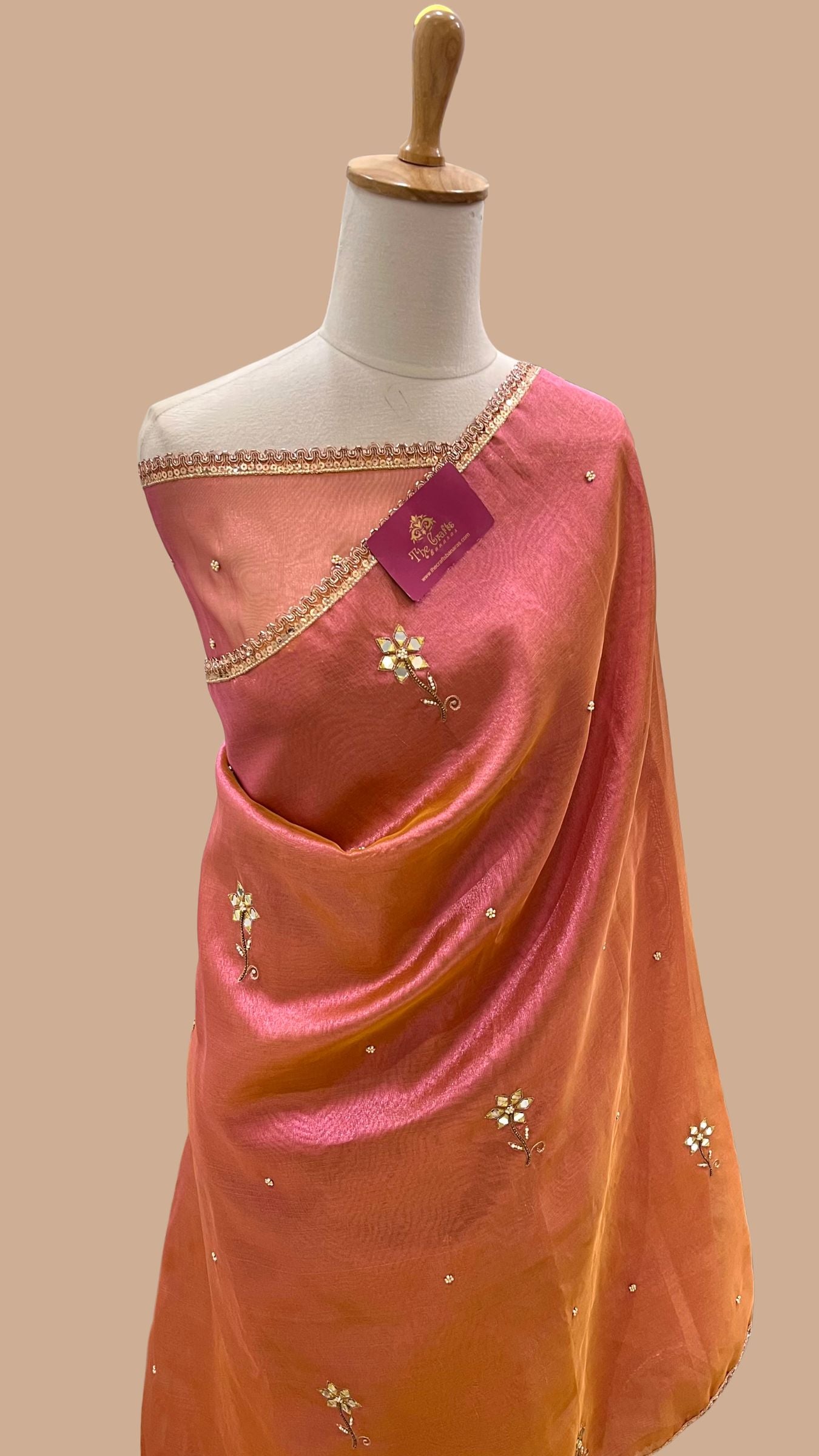 Pure Tissue Silk Handloom Banarasi Saree - Handwork