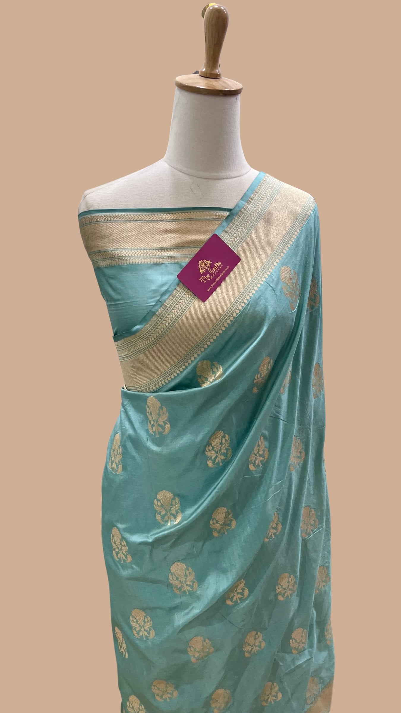 Pure Katan Silk Handloom Banarasi Saree - Jaal work