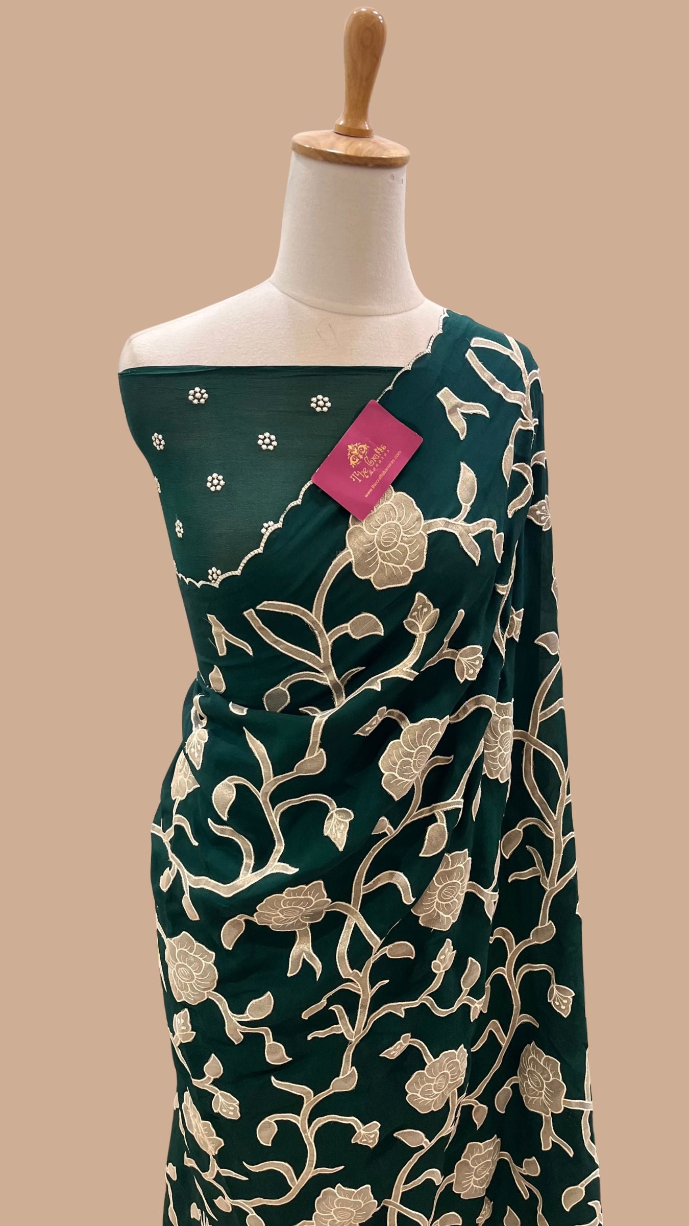 Pure Crepe Silk Banarasi Saree - Floral Appliqué Work