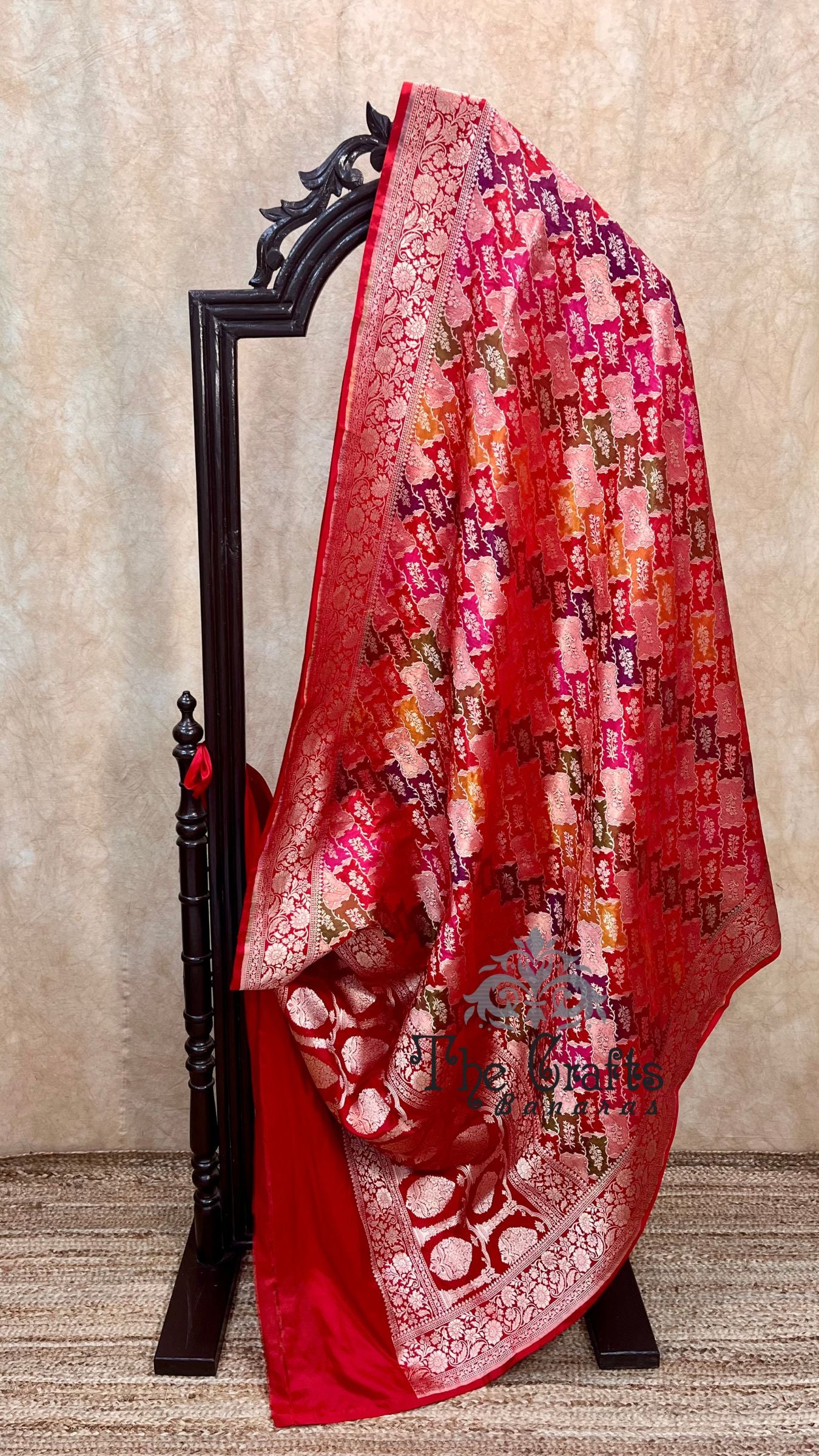 Rangkat Pure Katan Silk Handloom Banarasi Saree - All over jaal work