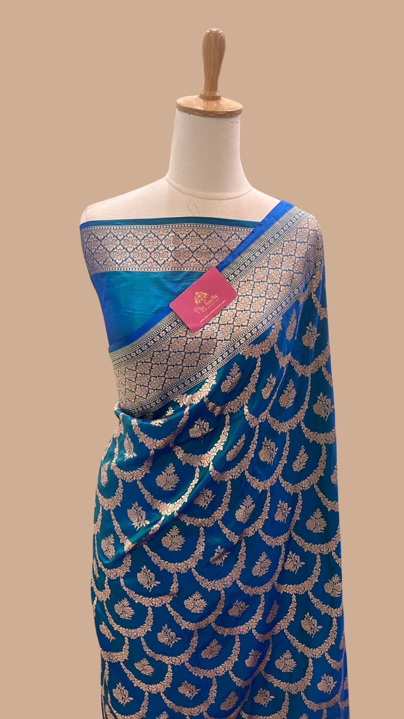 Pure Katan Silk Handloom Banarasi Saree - Jaal work