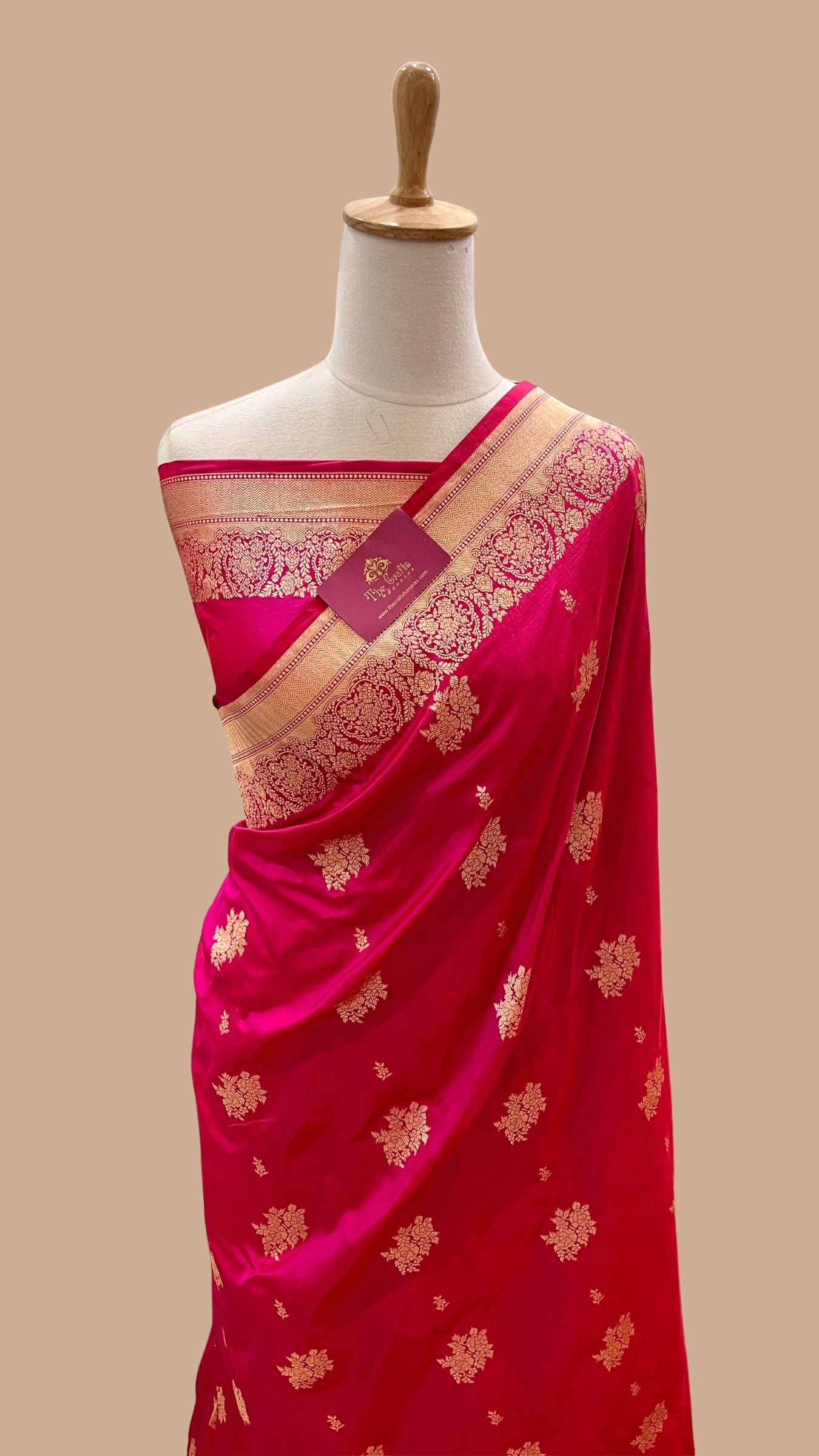 Pure Katan Silk Handloom Banarasi Saree - Jaal Work