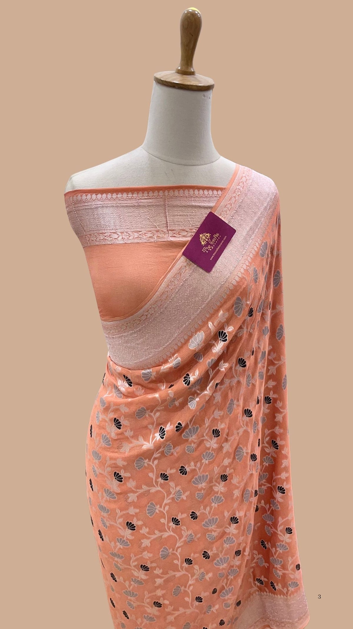 Khaddi Georgette Handloom Banarasi Saree - Jaal with Meenakari