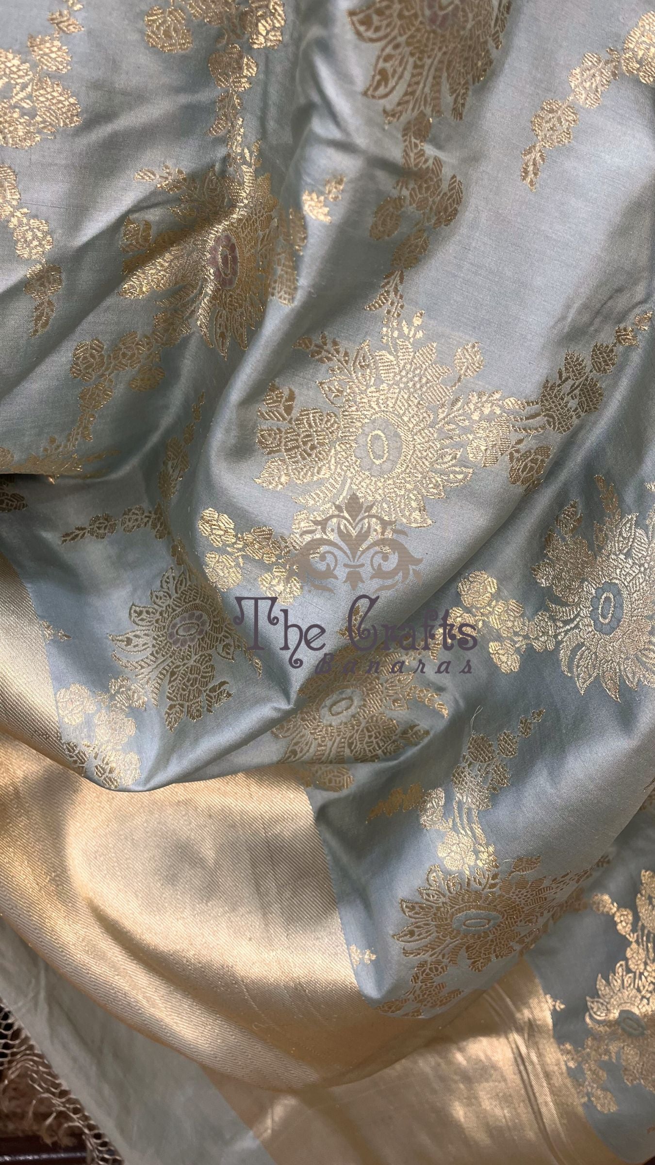 Pure Katan Silk Handloom Banarasi Saree - Kadhua jangla