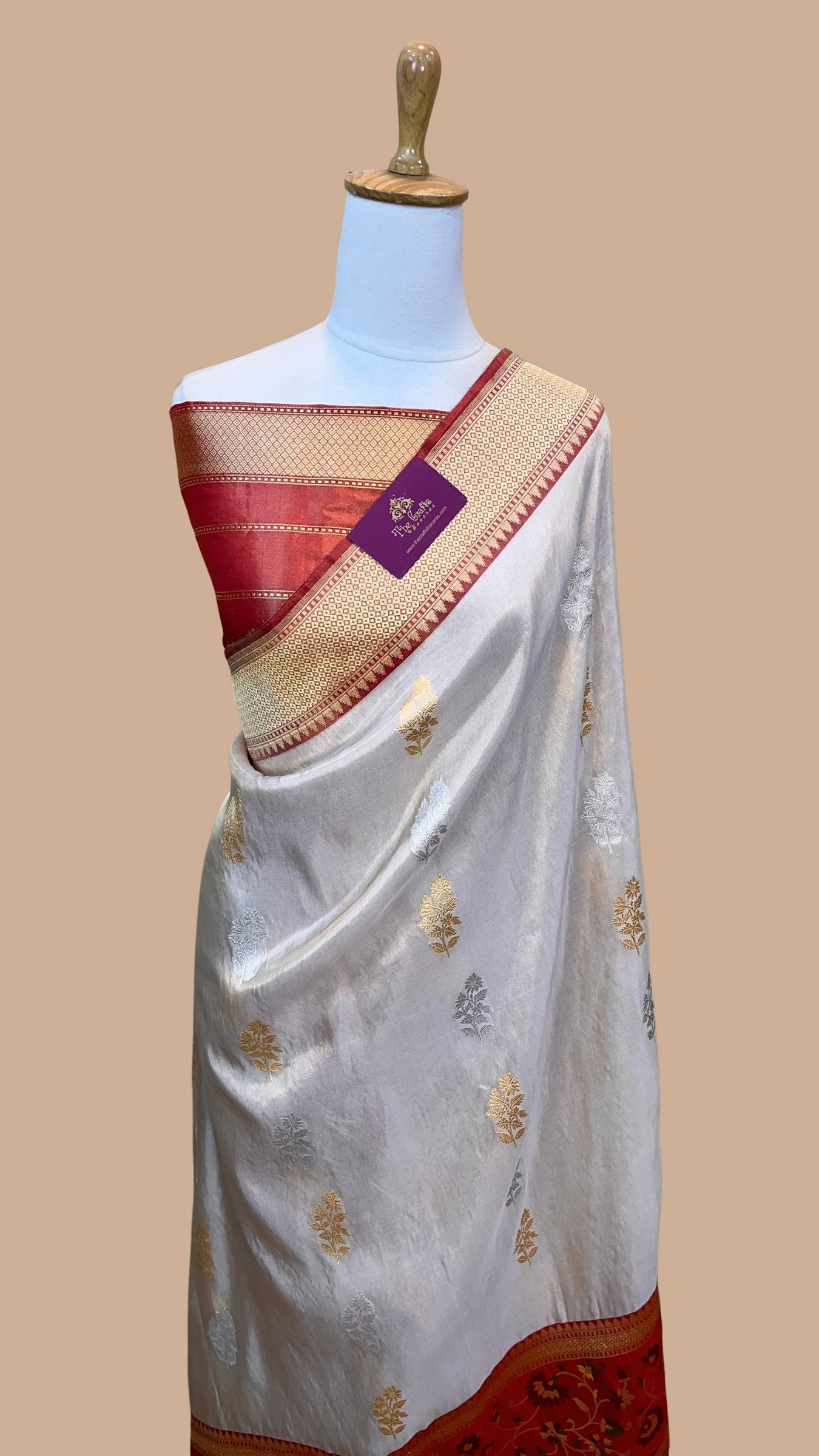 Pure Tissue Silk Handloom Banarasi Saree - with kadhua sona rupa motifs