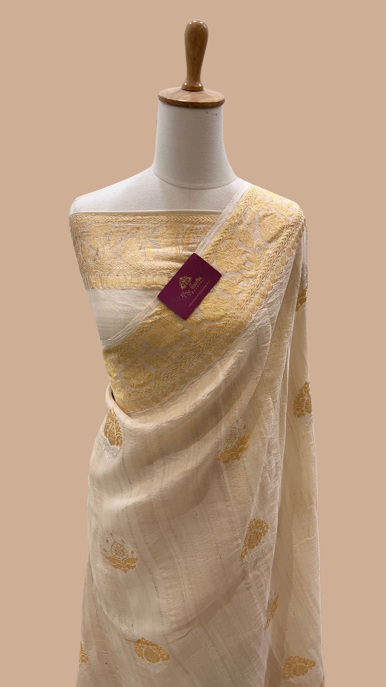 Tussar Georgette Handloom Banarasi Saree - Meenakari